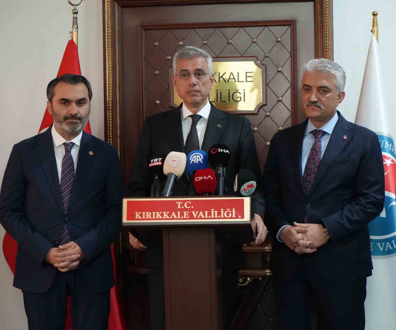 Bakan Memişoğlu: "Savunma sanayisi gibi sağlık sanayisini de güçlendiriyoruz"