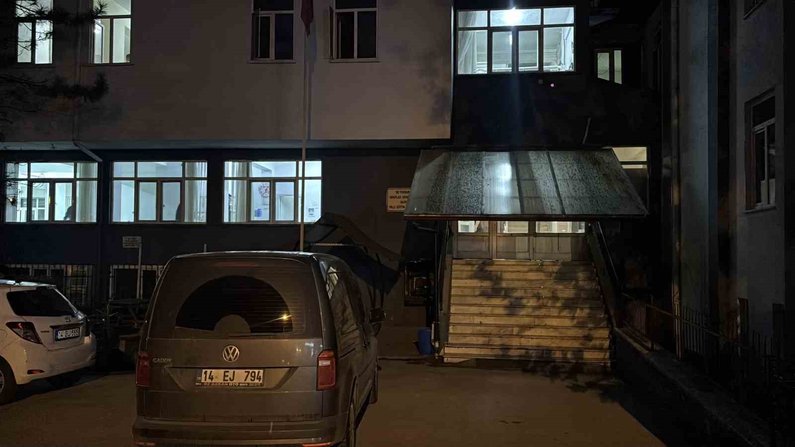 Bolu’da lise öğrencisi tartıştığı çocuk tarafından bıçaklandı