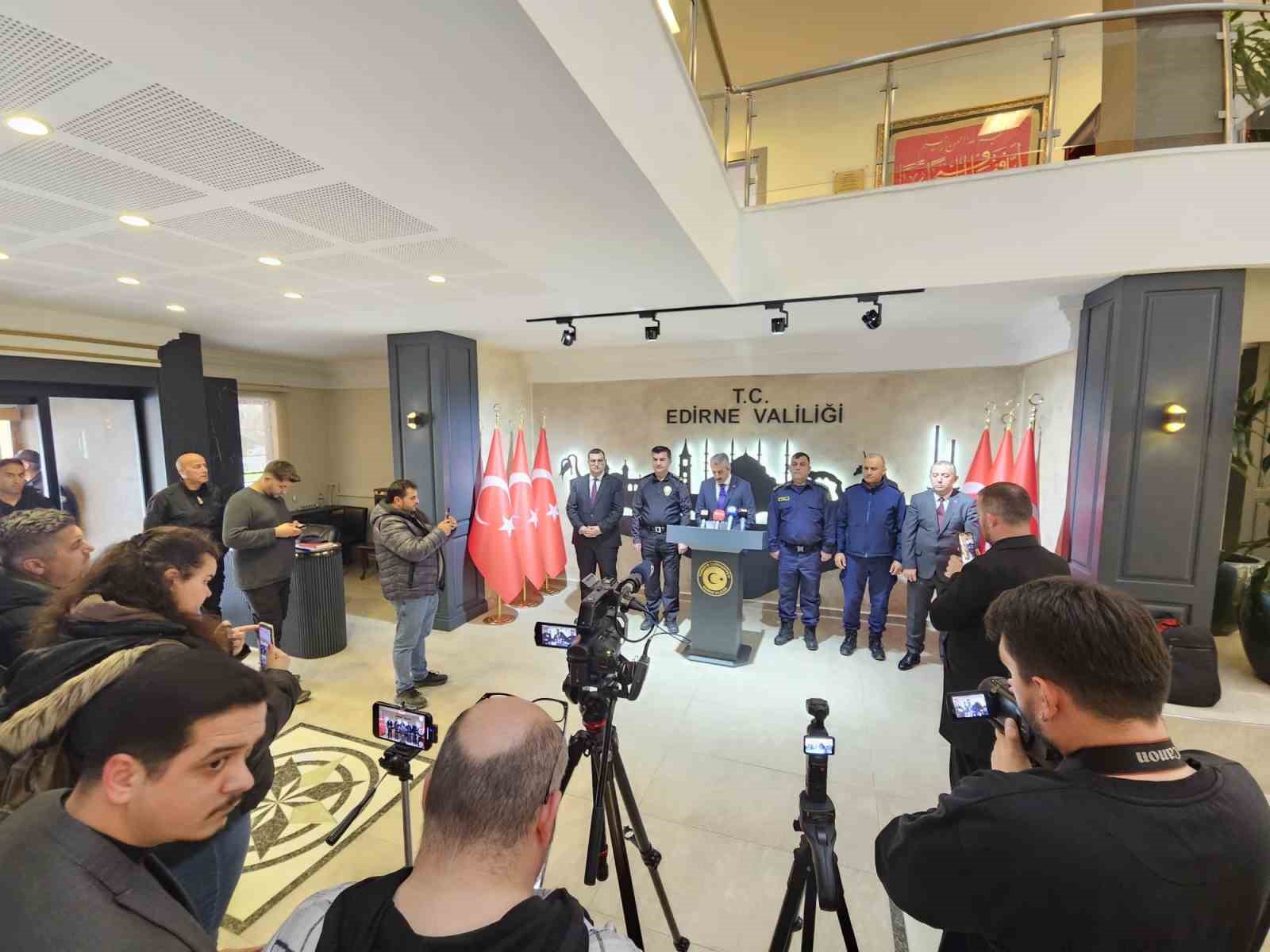 Vali Sezer: "Edirne’de 10 ayda bin 414 kişi yakalandı, motosiklet kazaları arttı"
