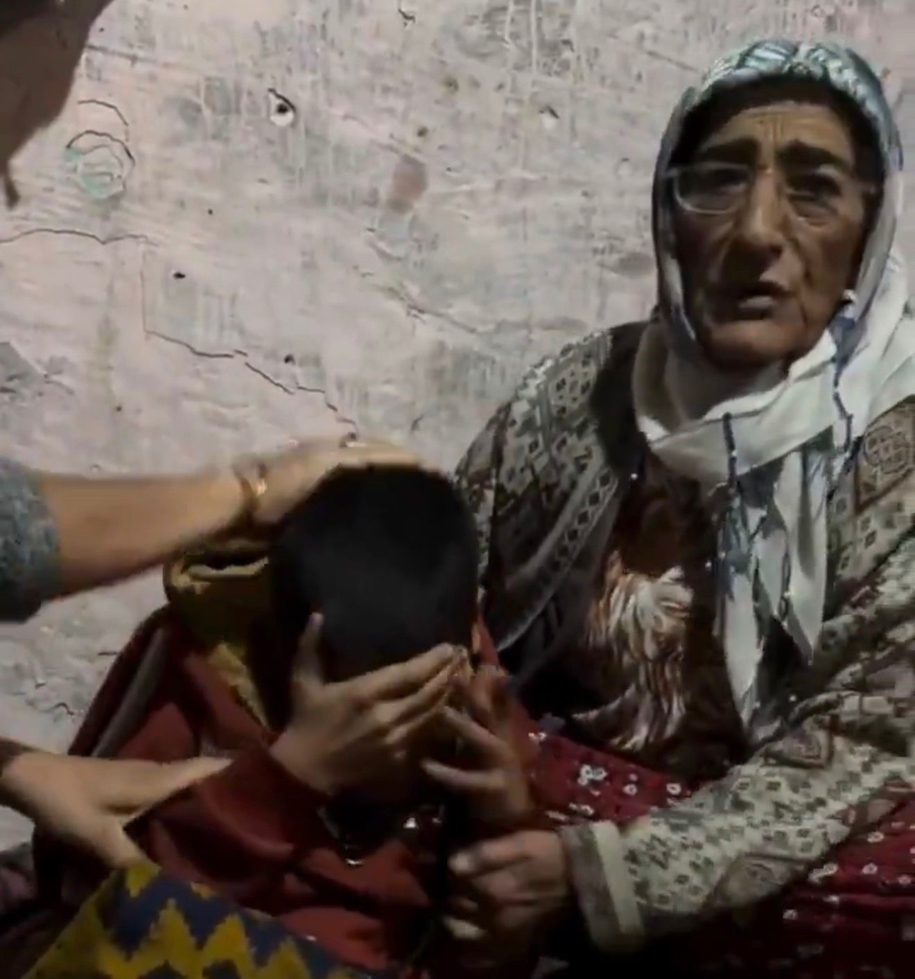 Ankara’da güvercin kümesinde tutulan engelli çocuk kurtarıldı