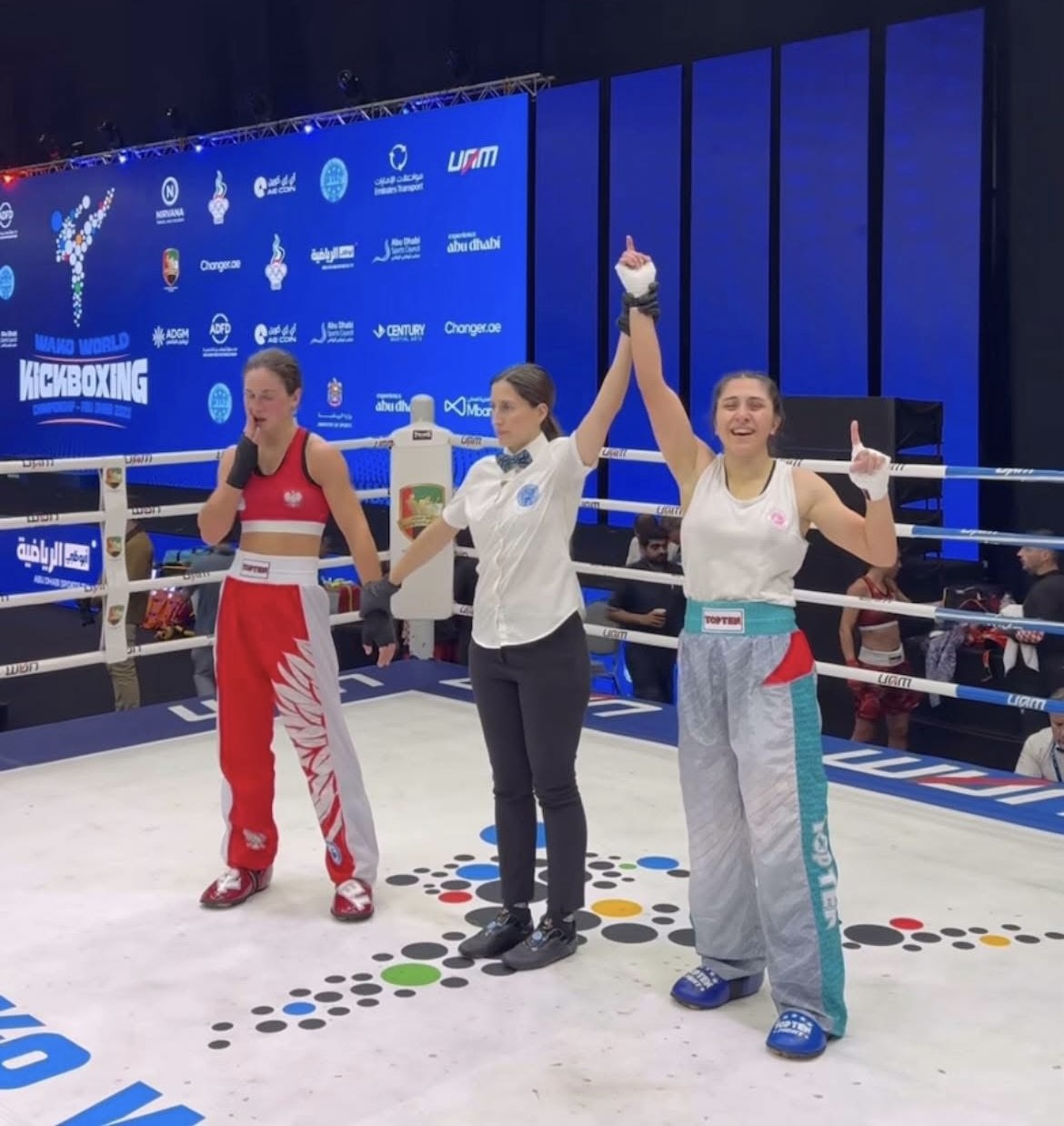 Dünya şampiyonu Asuman’a memleketinde coşkulu karşılama
