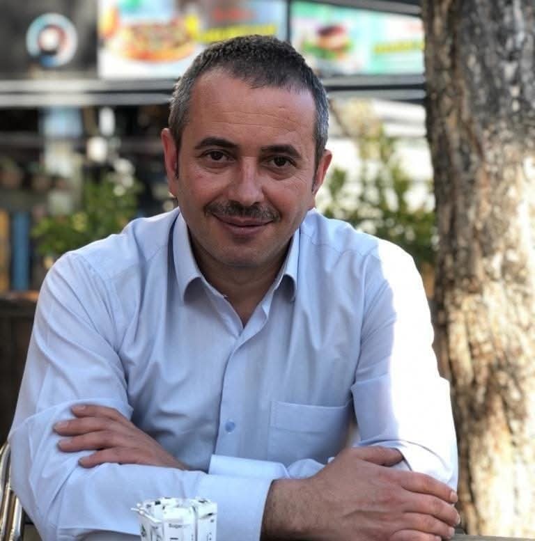 Otomobil, takla atarak çarptığı ağacı kökünden söktü: 1 ölü
