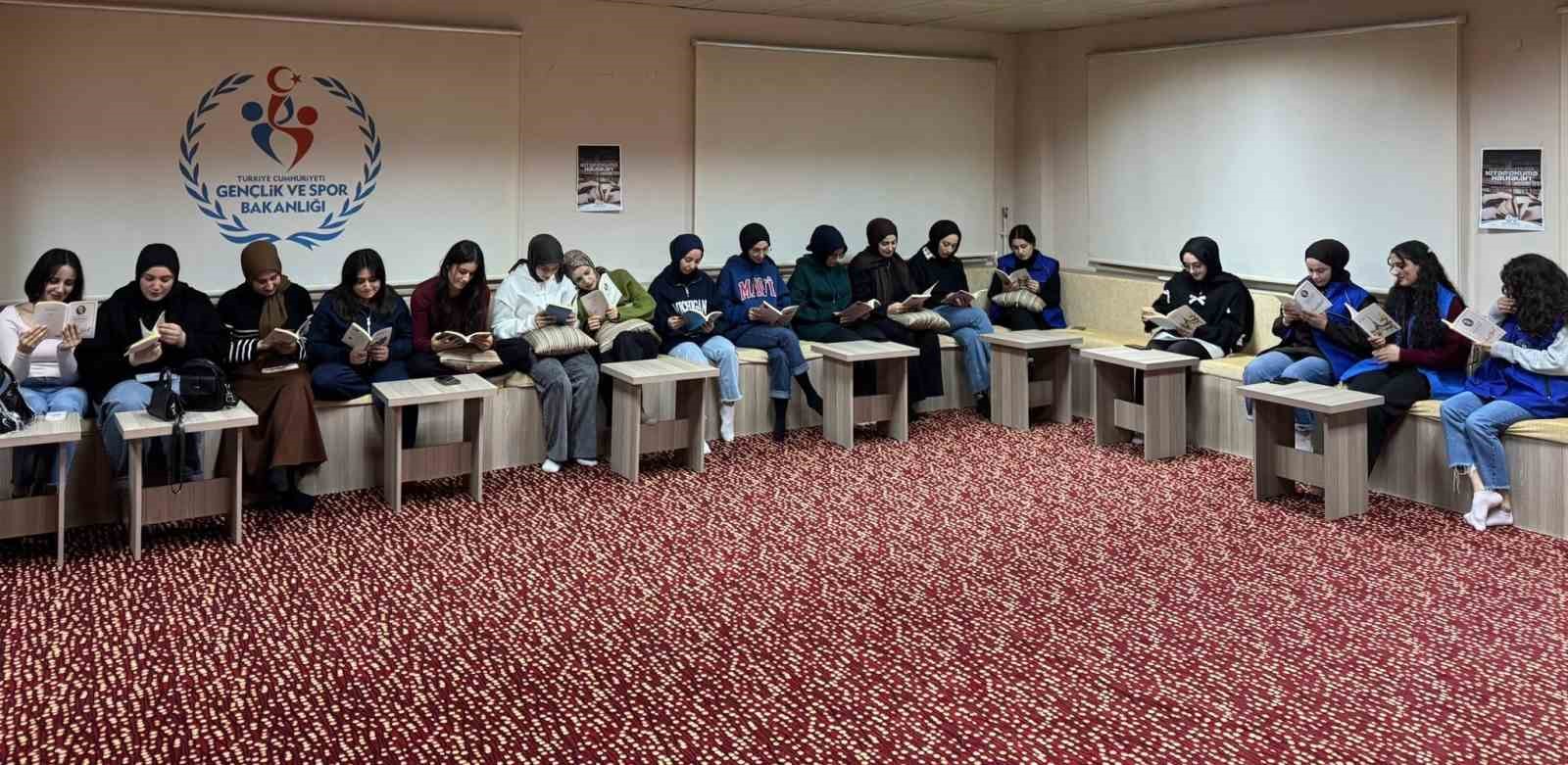 Bayburt’ta gençler bağımlılığa karşı bilgilendirildi