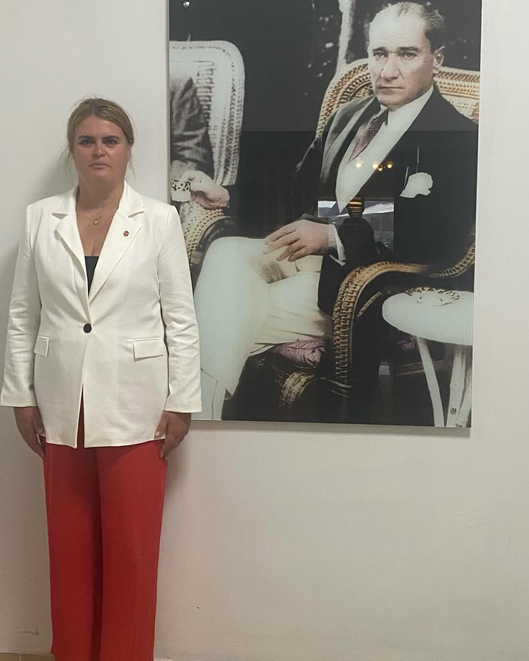 Foça Meclisi’nde gerginlik: CHP’li meclis üyesinden Başkan Fıçı’ya ’satış’ vetosu
