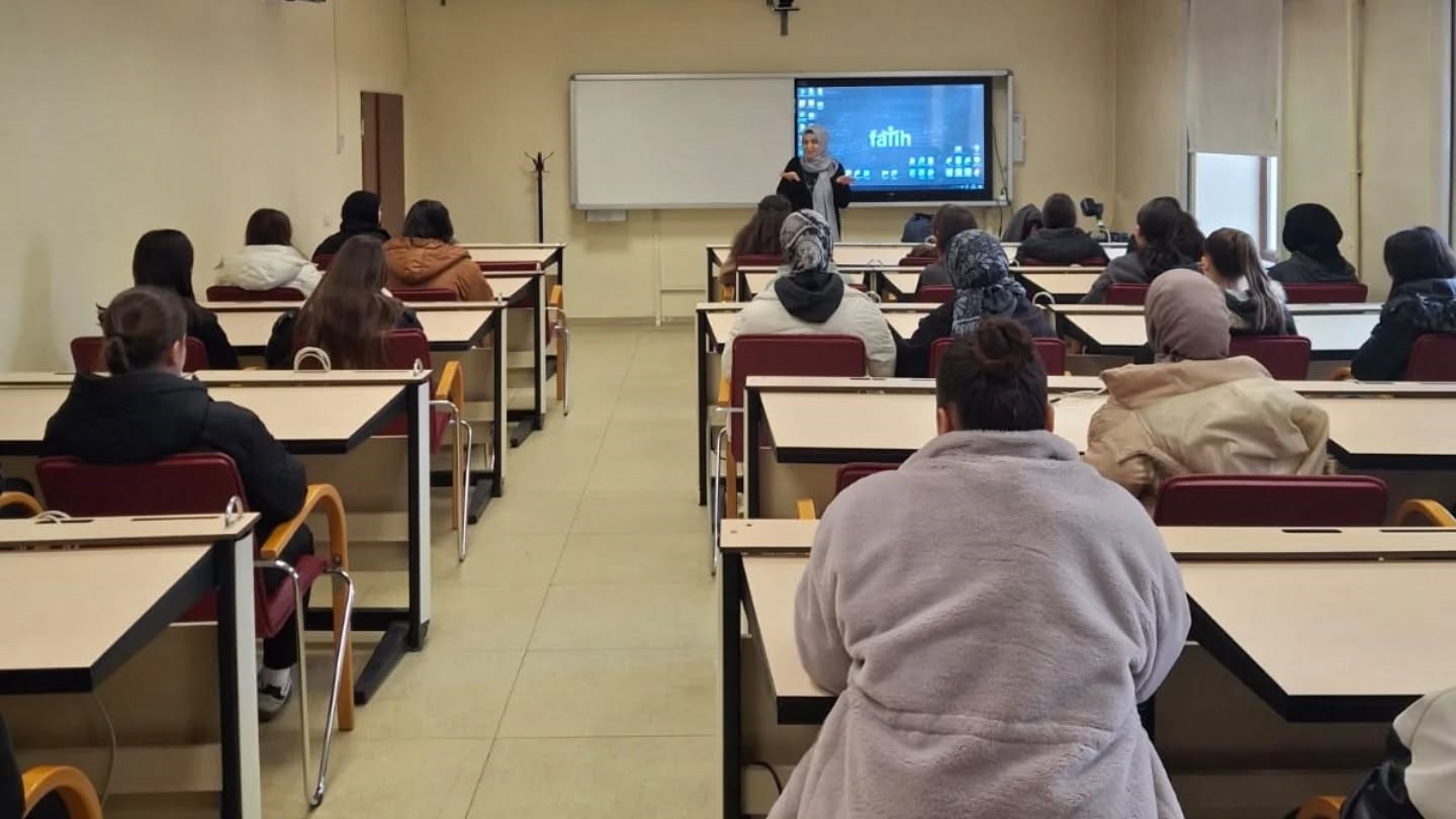 Bayburt Müftülüğü öğrencilere yönelik söyleşi programlarını sürdürüyor
