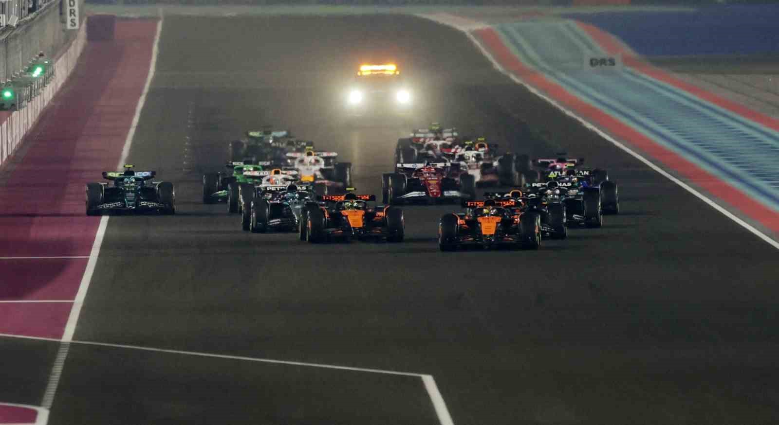 Formula 1’de şampiyon Abu Dabi’de belli olacak
