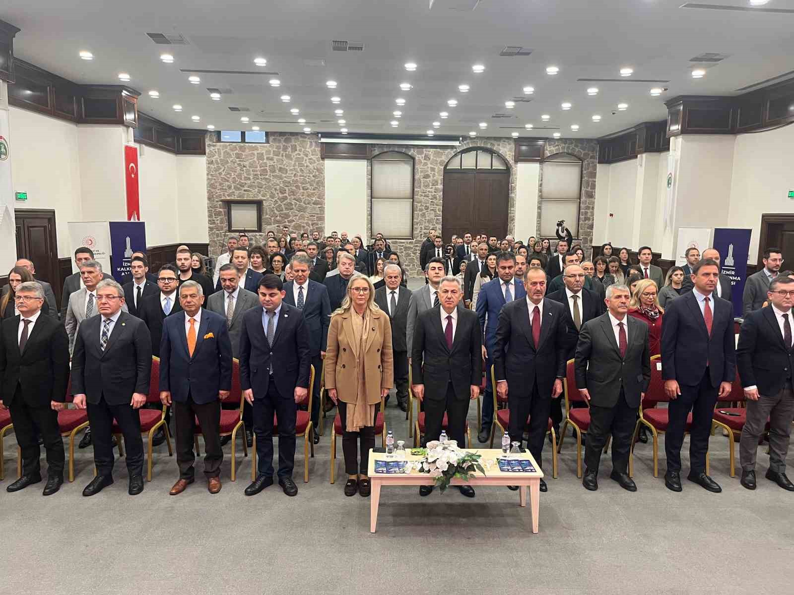 İzmir Valisi Elban: "Kurulan İzmir Kaynak Verimliliği Merkezi, Türkiye’de ilk ve tek kurum"
