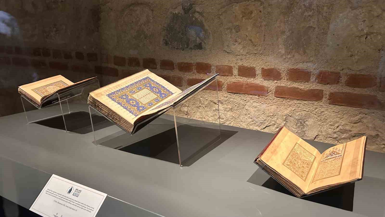 Mevlana’nın 7 asırlık Mesnevi mirası "Mana ve Nakış: Müzehhep Mesneviler Yazma Eser" sergisinde anlatıldı
