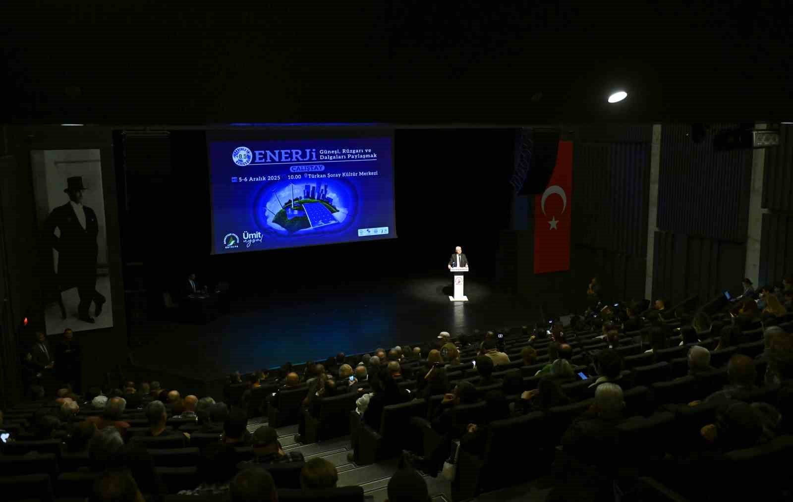 Başkan Uysal: "Büyük bir susuzluk tehdidiyle karşı karşıyayız. Tarım ve orman desenimizi yeniden düzenlememiz gerekiyor"
