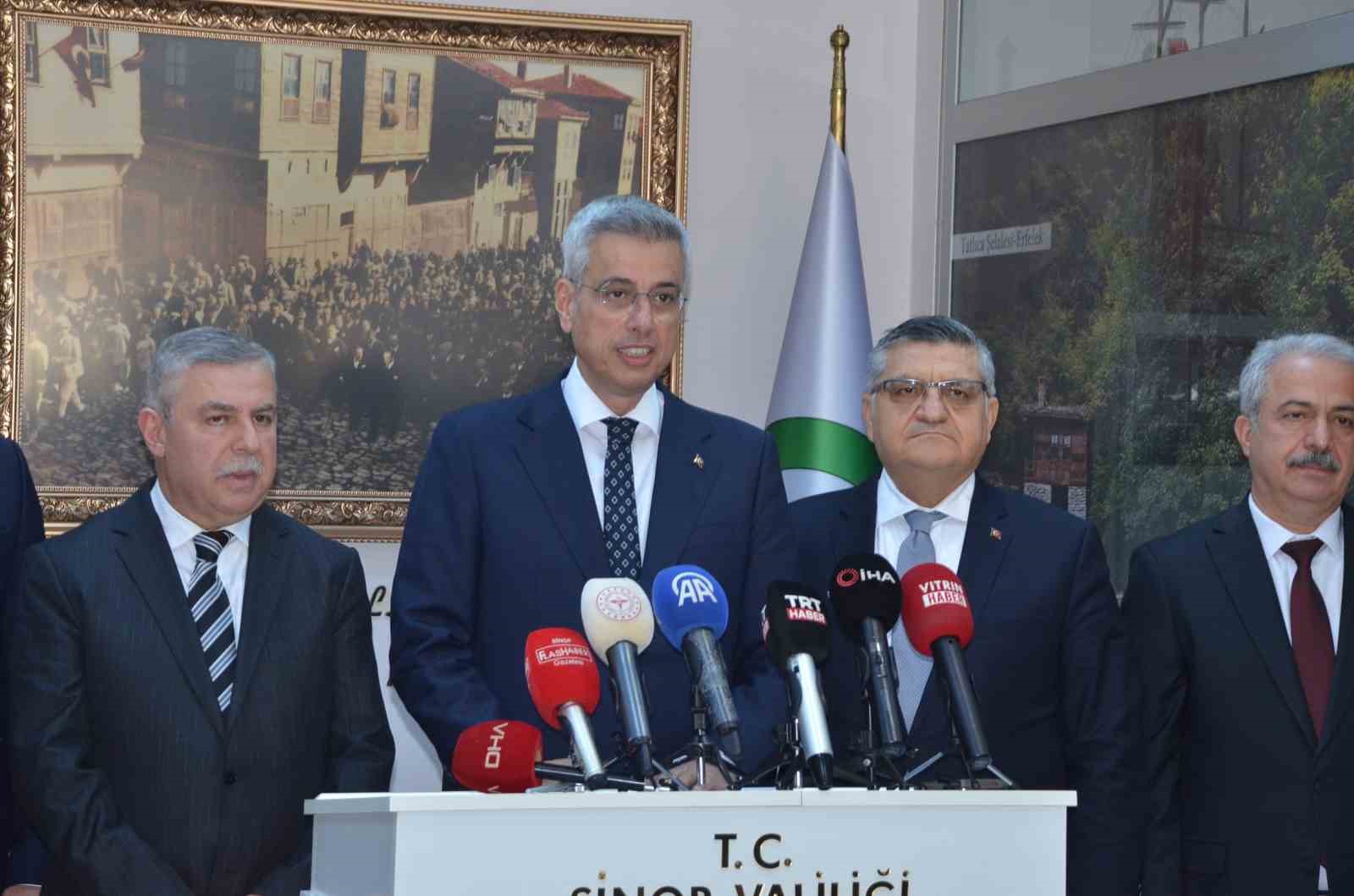 Bakan Memişoğlu’ndan vatandaşa çağrı: &quot;Ambulanslara yol verin&quot;