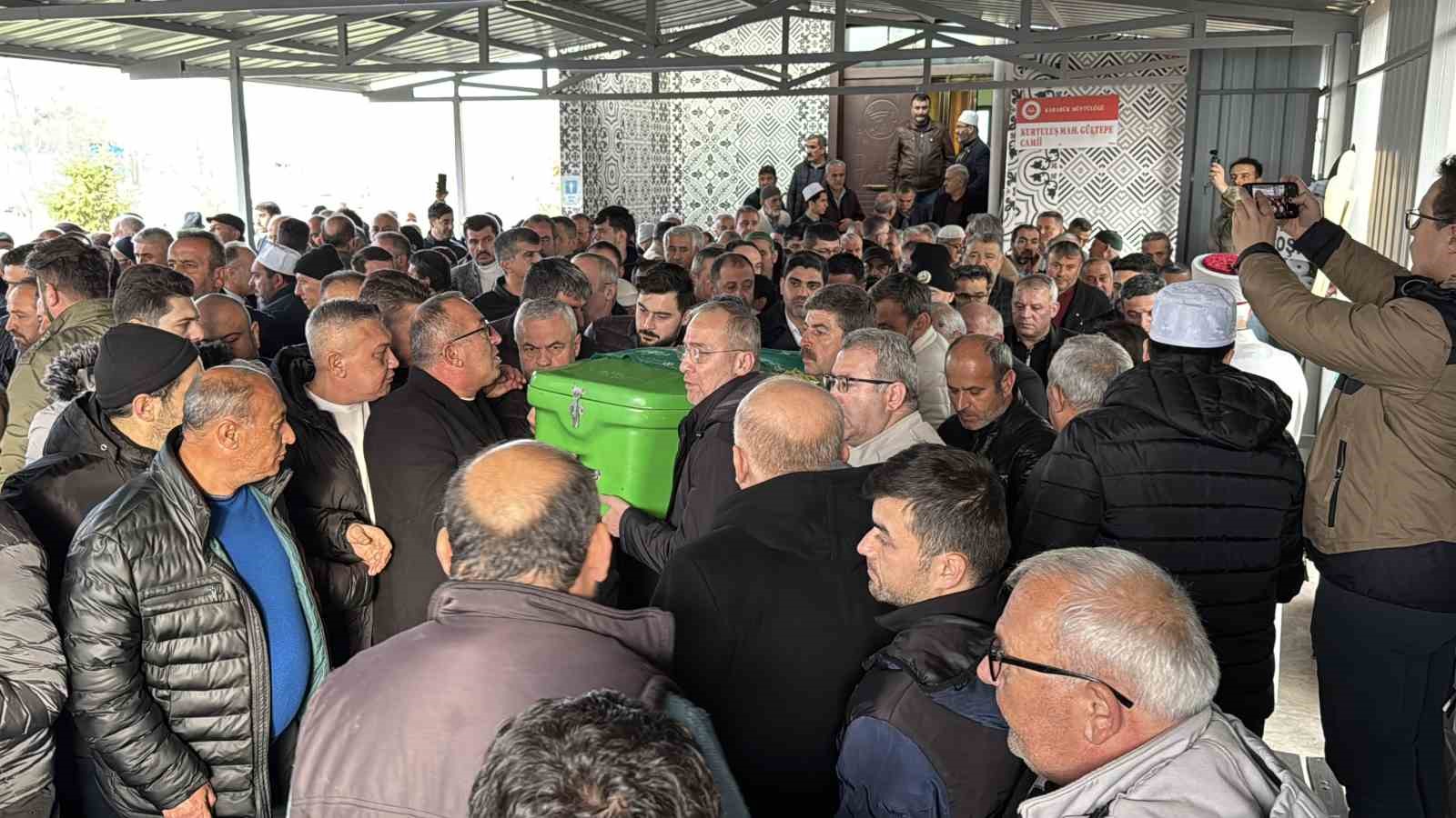 Feci kazada hayatını kaybeden emekli ormancı toprağa verildi