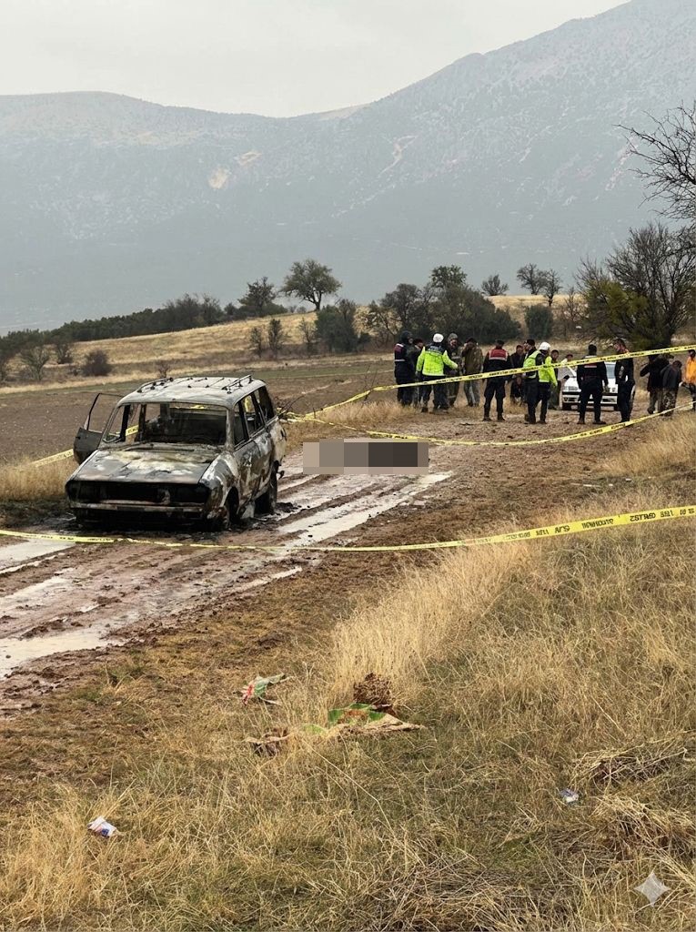 Isparta’da dağlık alanda yanmış aracın kenarında başsız erkek cesedi bulundu