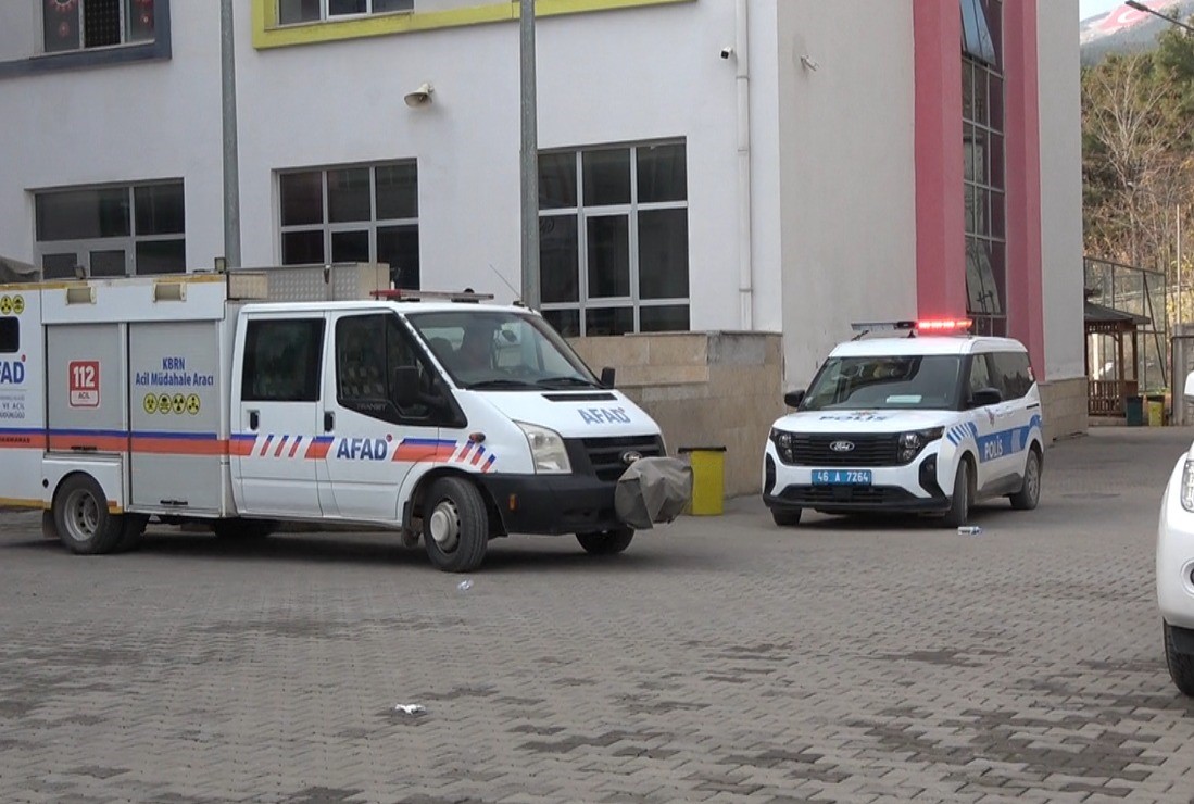 Kahramanmaraş’ta okulda koku paniği: Yaklaşık 17 öğrenci hastaneye sevk edildi