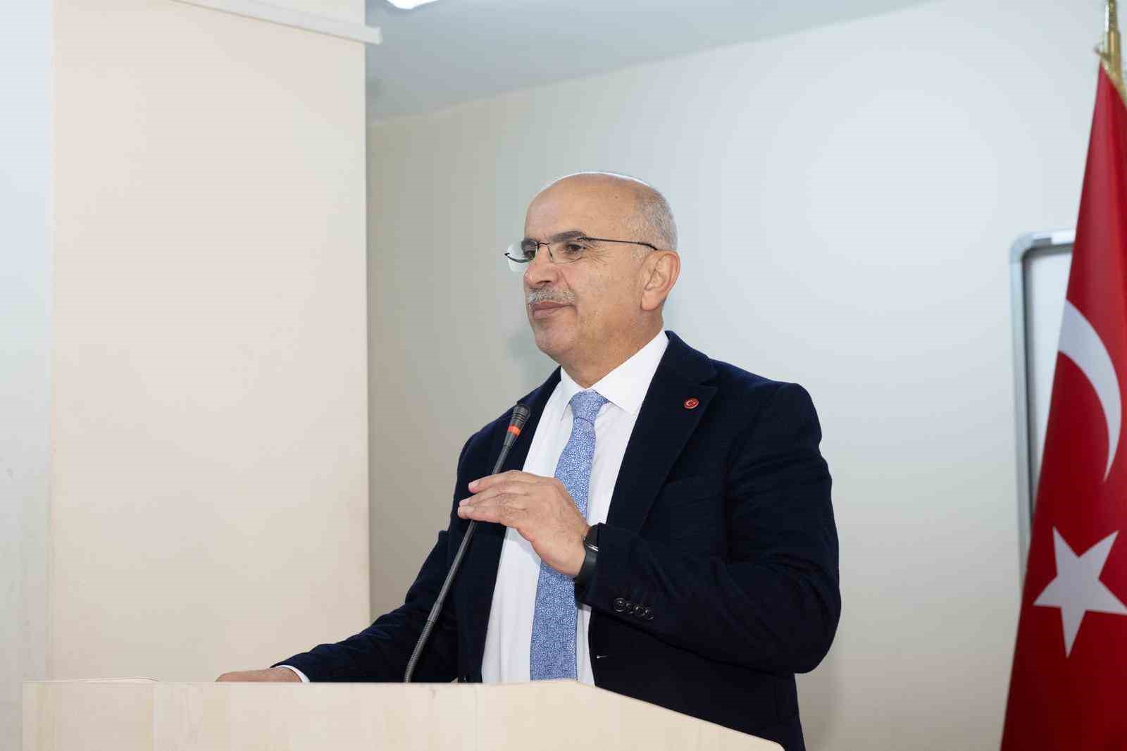 Başkan Er, &ouml;ğrencilerle bir araya geldi
