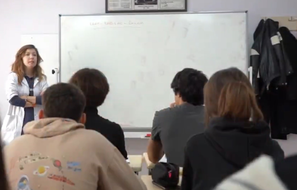 Antakya’da gençlik akademisi öğrencileri geleceğe hazırlıyor