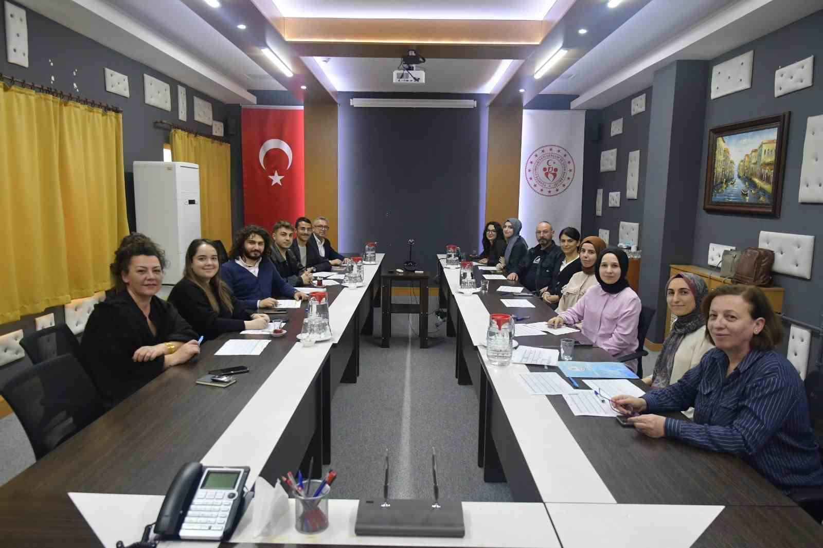 Yemekhanelerde &ouml;ğrenci memnuniyeti &ouml;n planda
