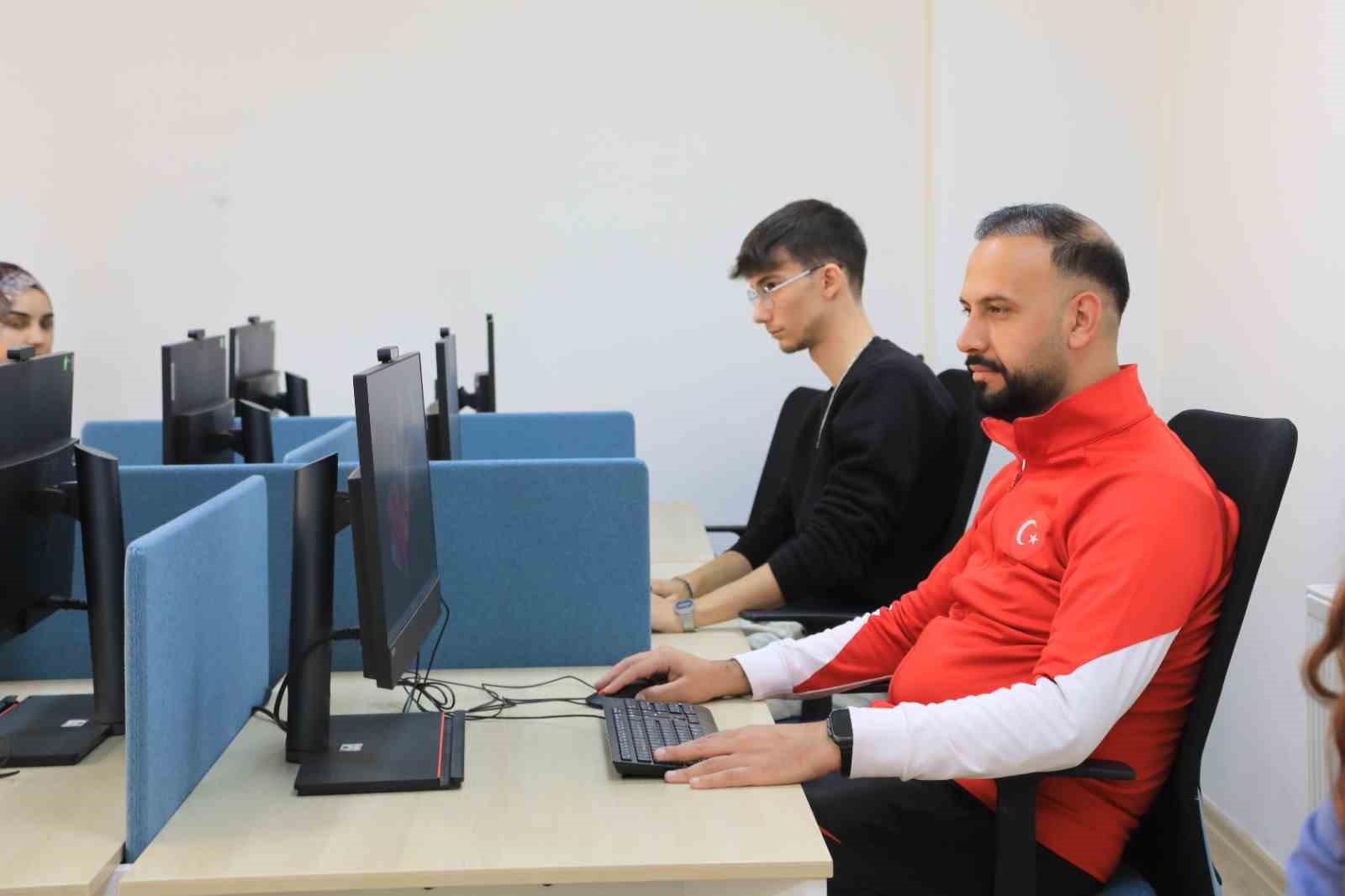 Elazığ Belediyesinde dijital eğitimler s&uuml;r&uuml;yor
