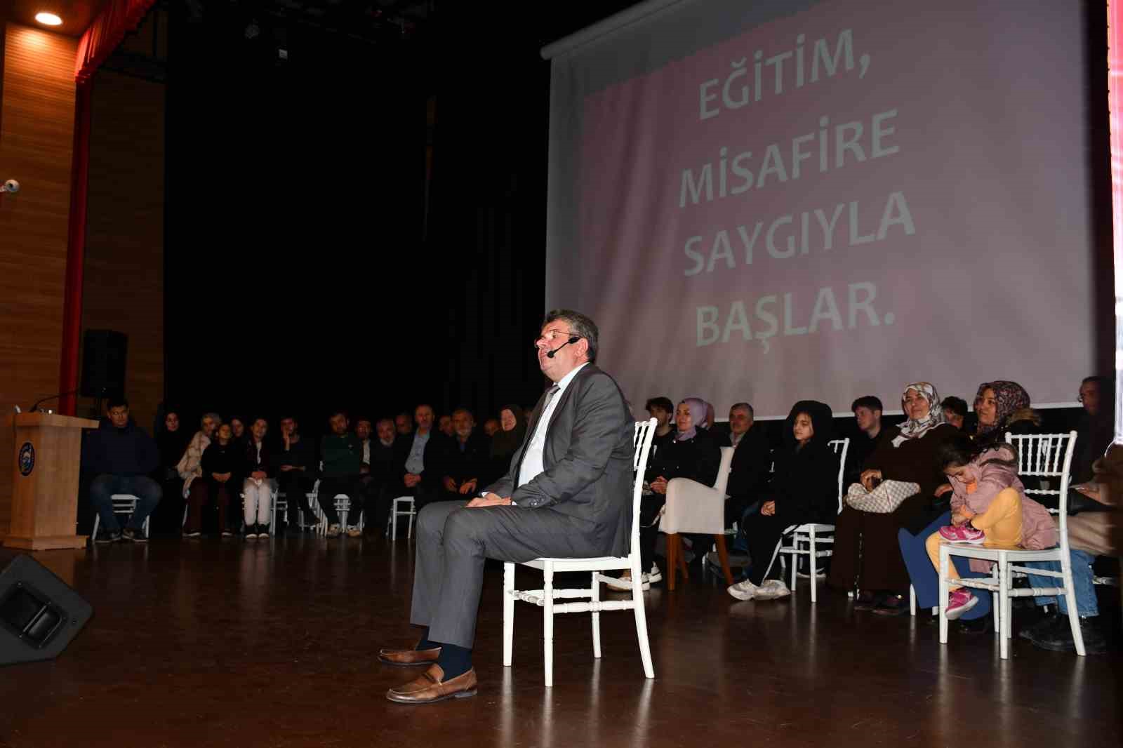 Vezirköprü’de "Mutlu Aile Mutlu Çocuk" söyleşisi