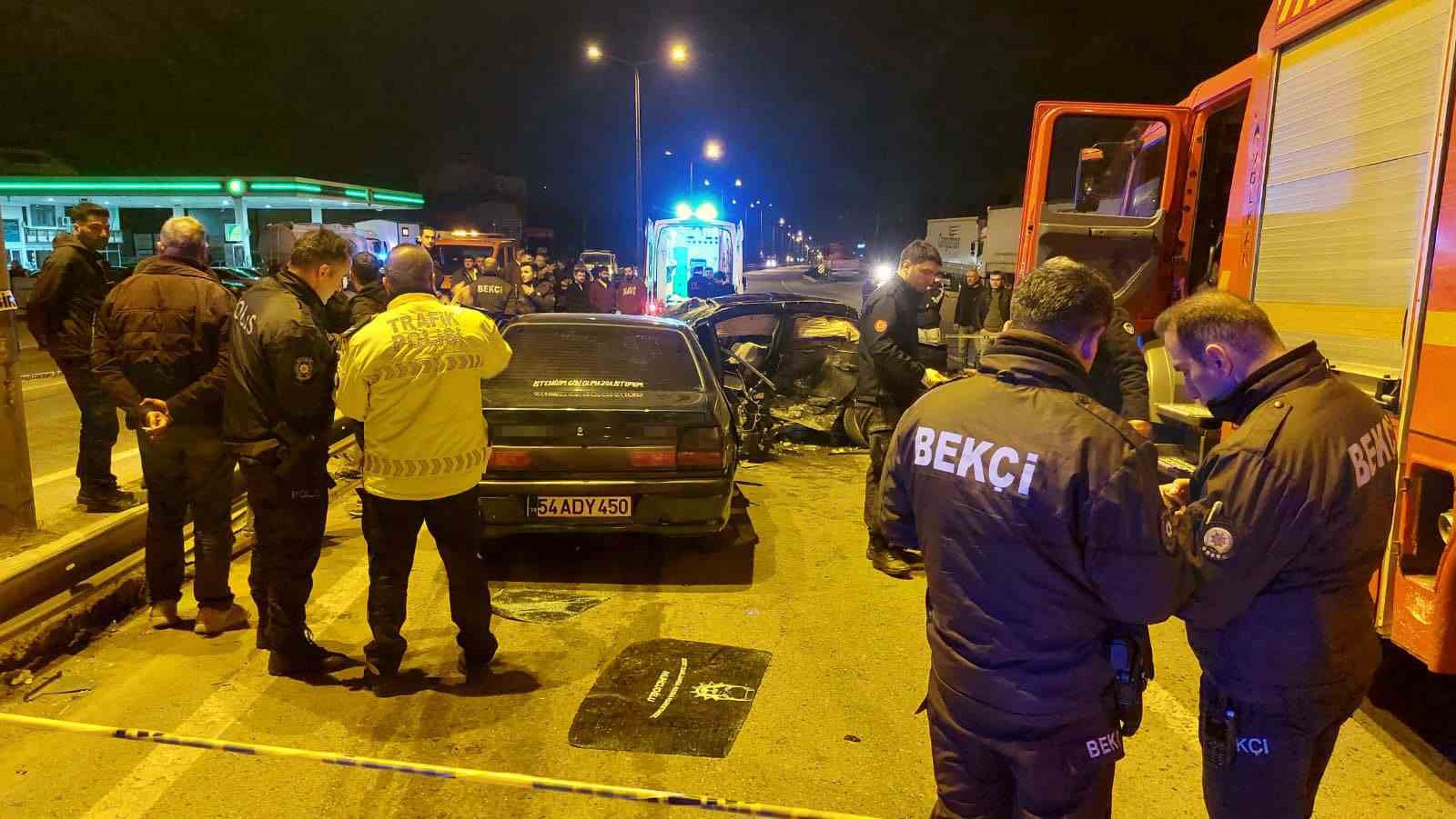 D-100’de kaza: 1 ölü, 2’si ağır 3 yaralı