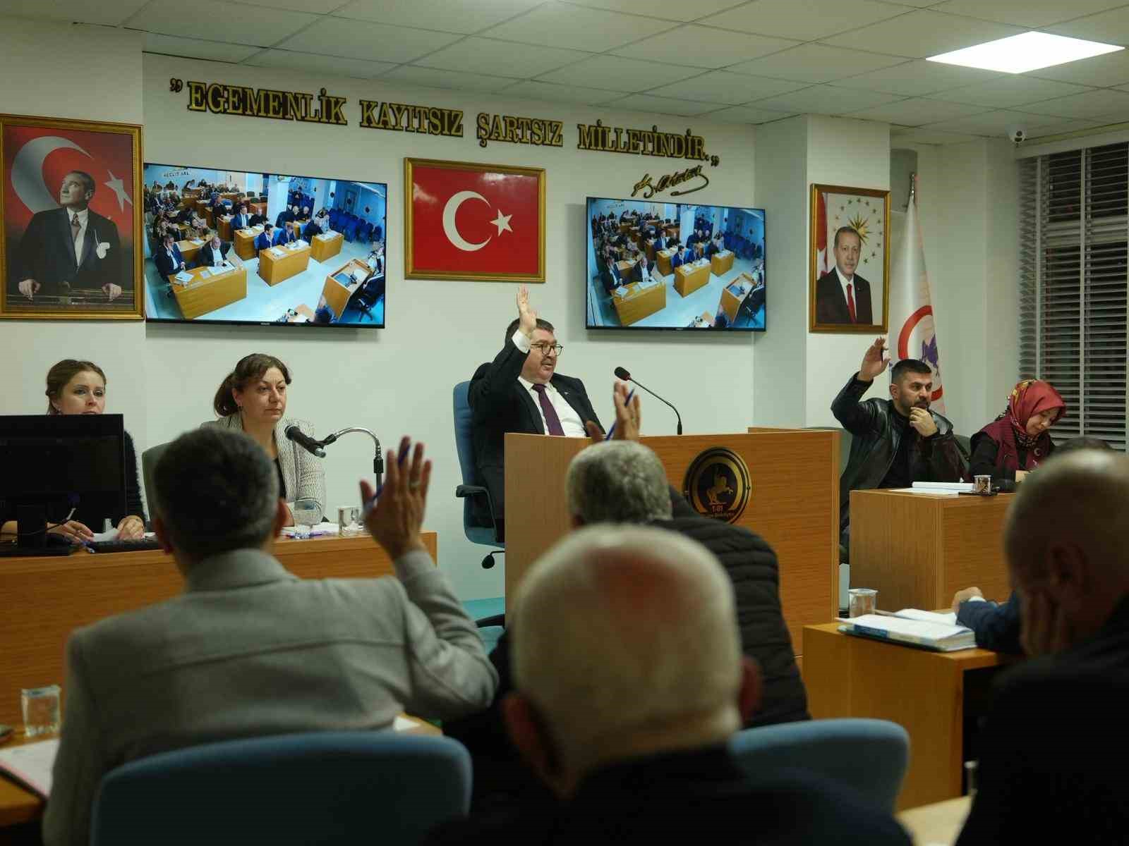 Düzce Belediye Meclisi 2025’in son toplantısını yaptı