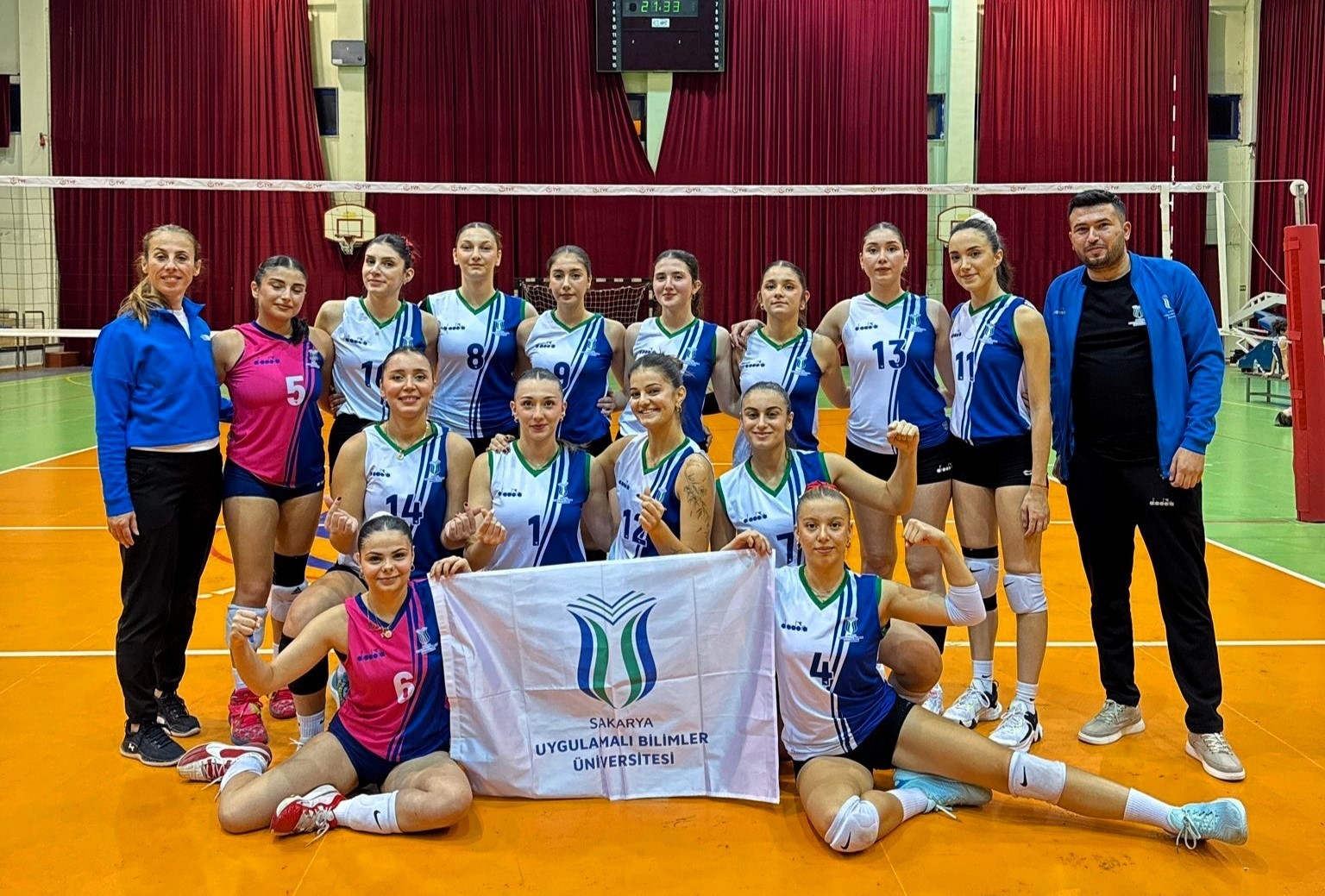 SUBÜ’den voleybolda çifte birincilik
