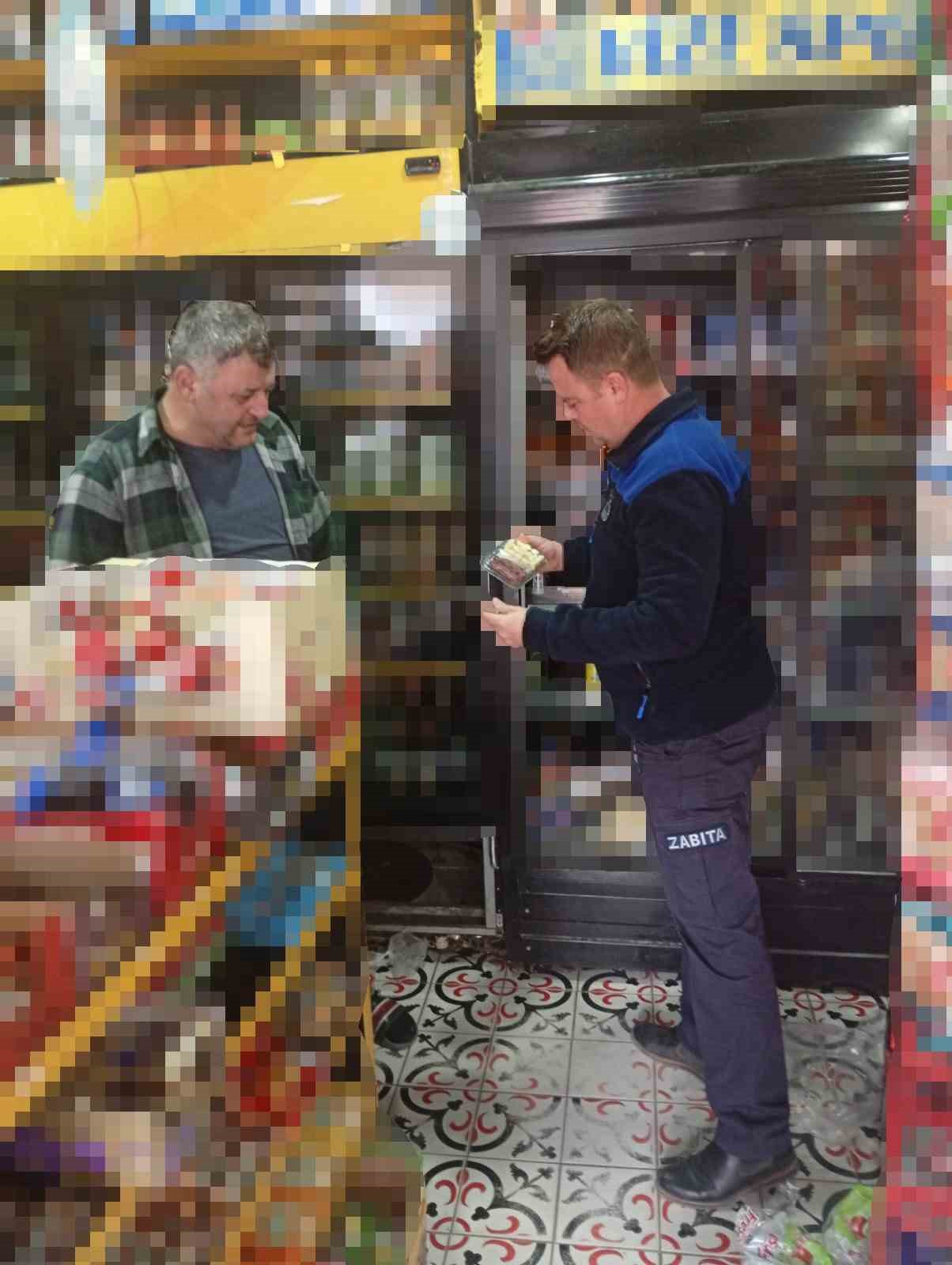 Pınarhisar’da zabıta ekiplerinden marketlere sıkı denetim