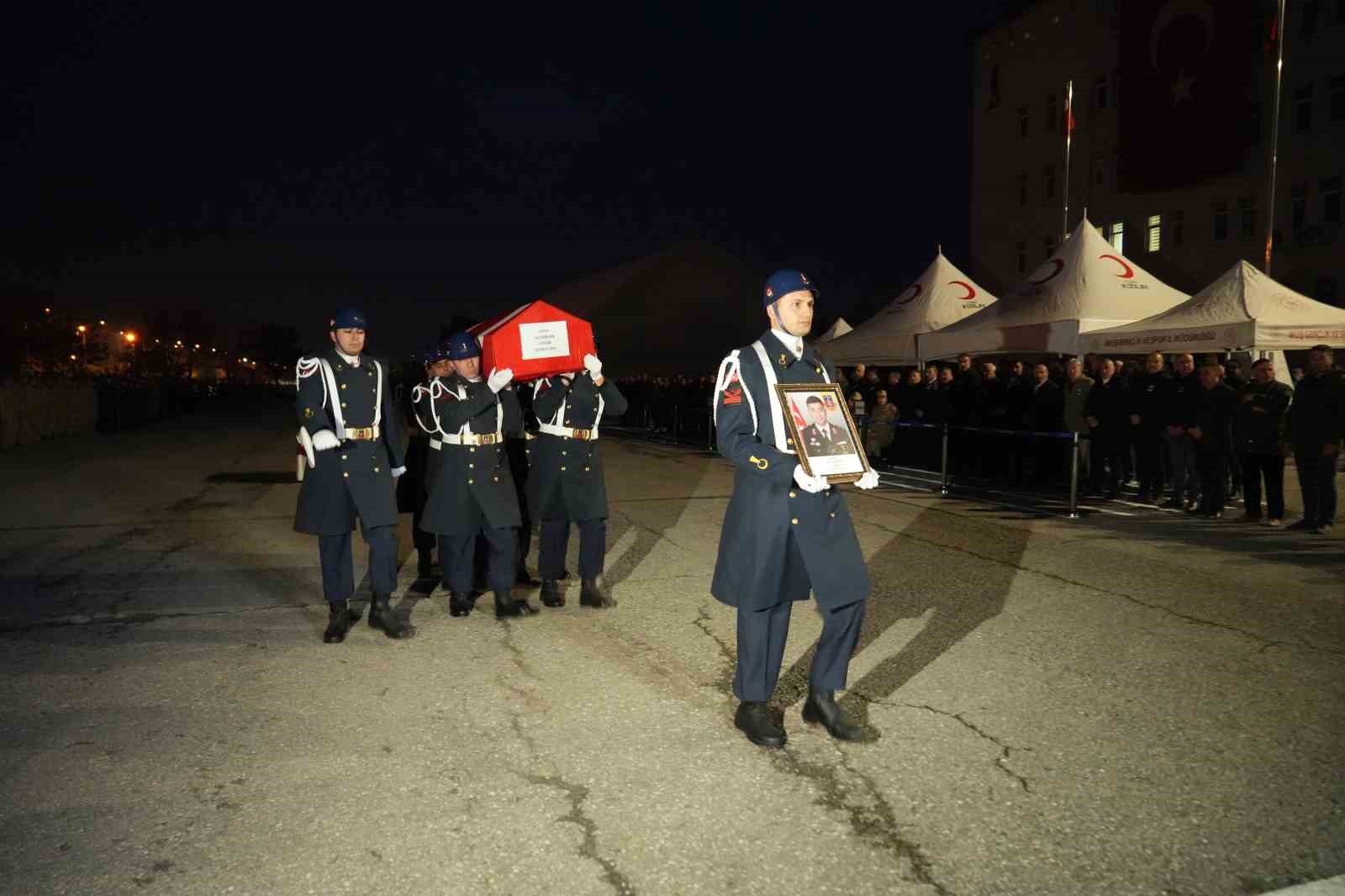 Muş’ta Üsteğmen Ali Kablan silah kazasında hayatını kaybetti
