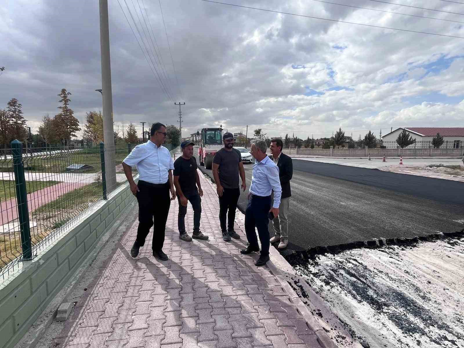 Başkan Zavlak: "Yol medeniyettir, hizmet g&ouml;n&uuml;l işidir"
