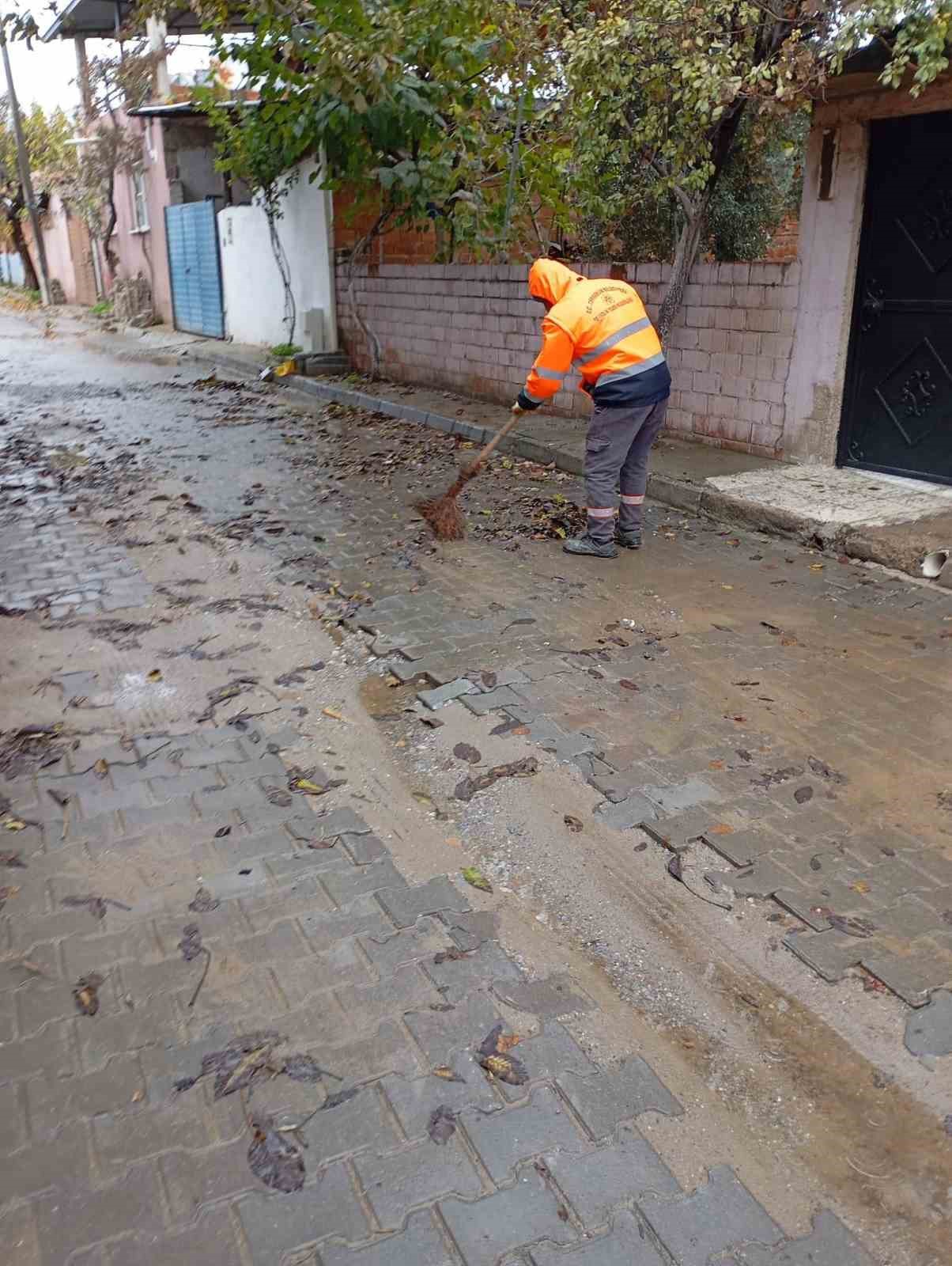 Germencik’te yağış sonrası ekipler teyakkuzda
