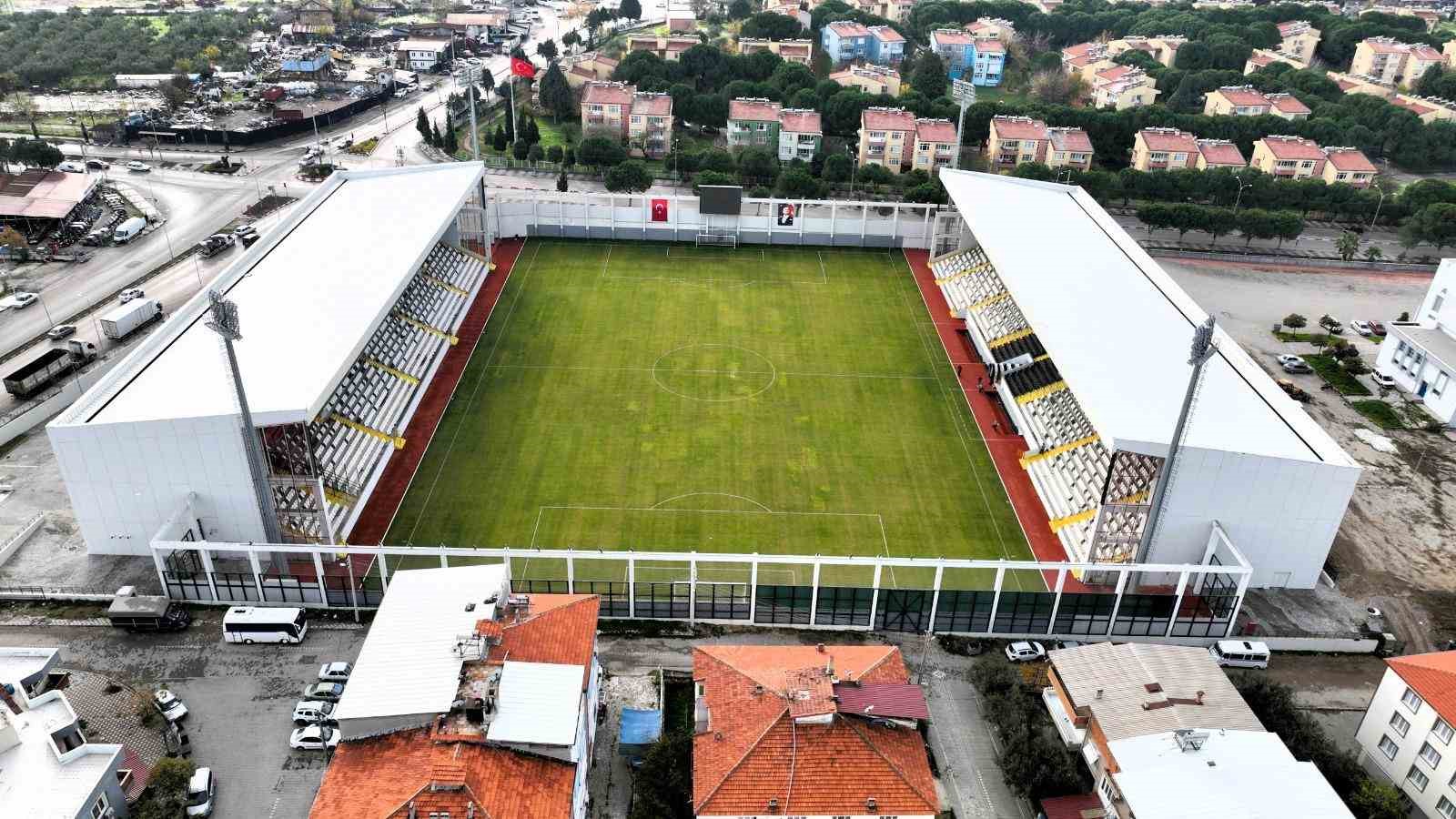 Bakan Bak, Soma&rsquo;da stat a&ccedil;ılışı yaptı
