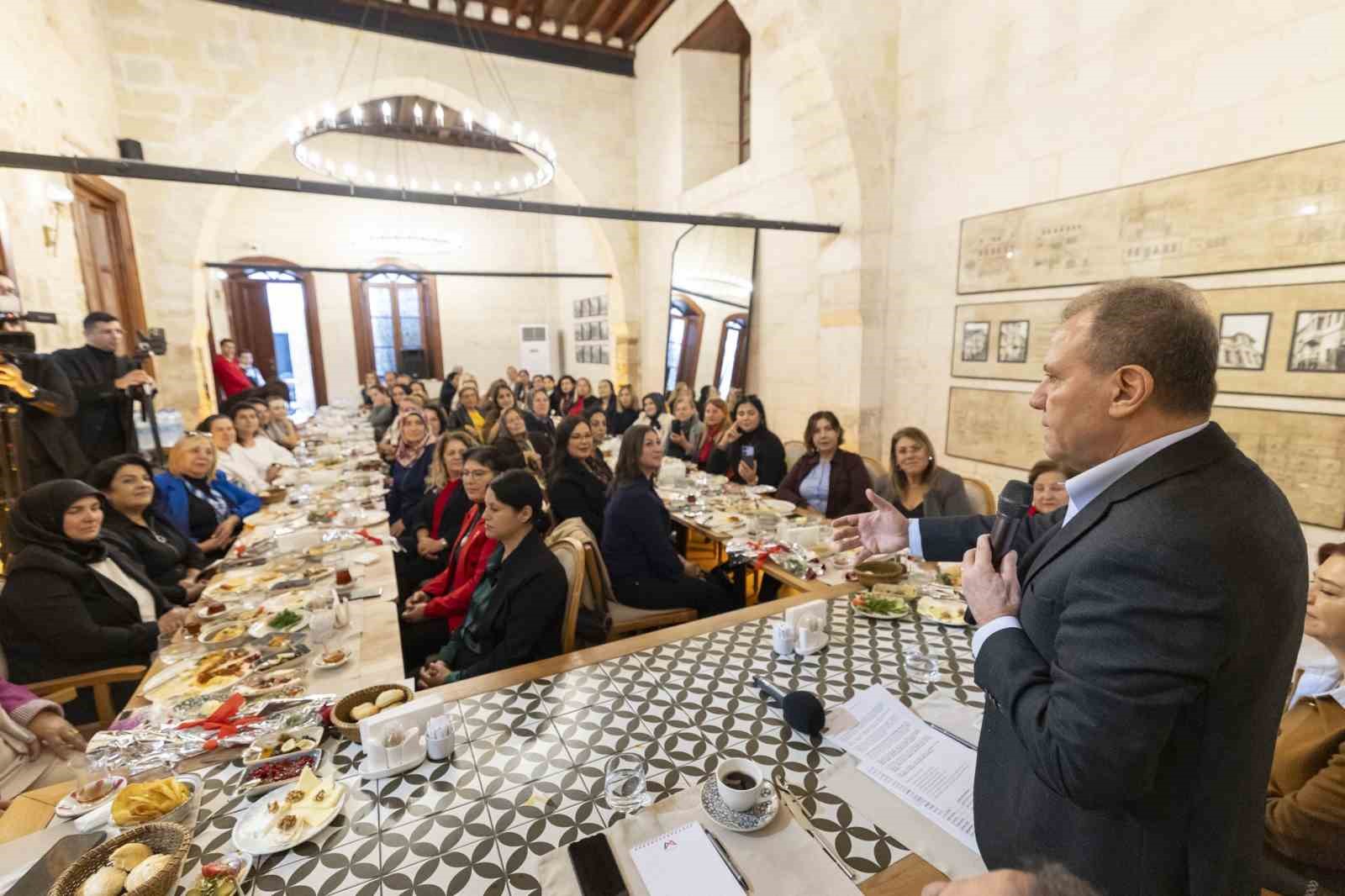 Seçer: "Mersin’i çok daha muhteşem bir kent yapacağız"