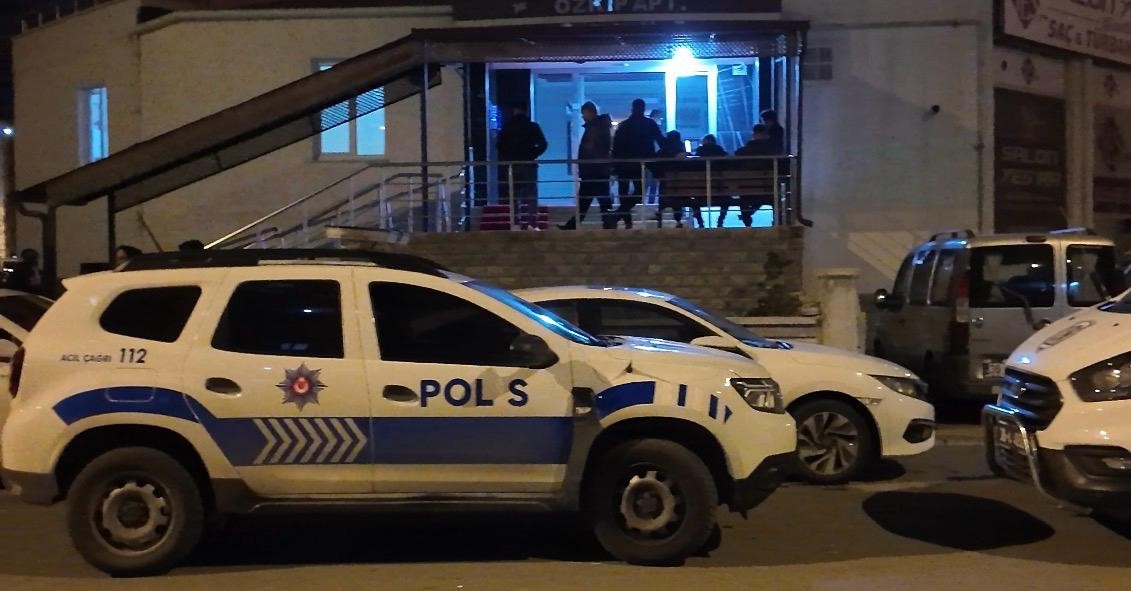 İş arkadaşı tarafından evde ölü bulundu
