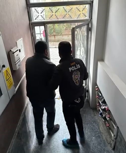 Denizli merkezli 6 ilde düzenlenen dolandırıcılık operasyonunda 16 zanlı tutuklandı
