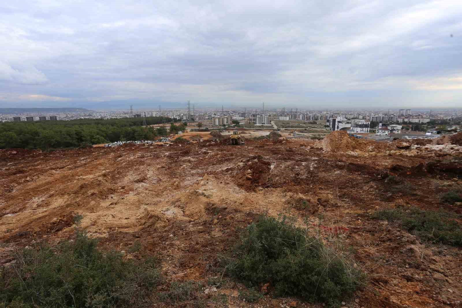 Kepez Belediyesi’nden doğa ile iç içe hayvan barınağı
