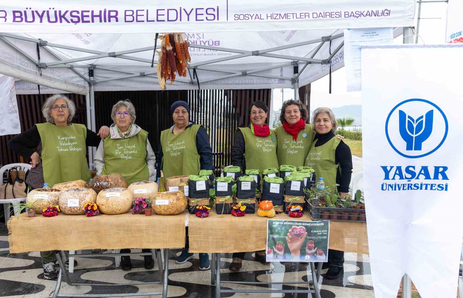 İzmir’de yüzlerce gönüllü "İyilik" için tek yürek oldu