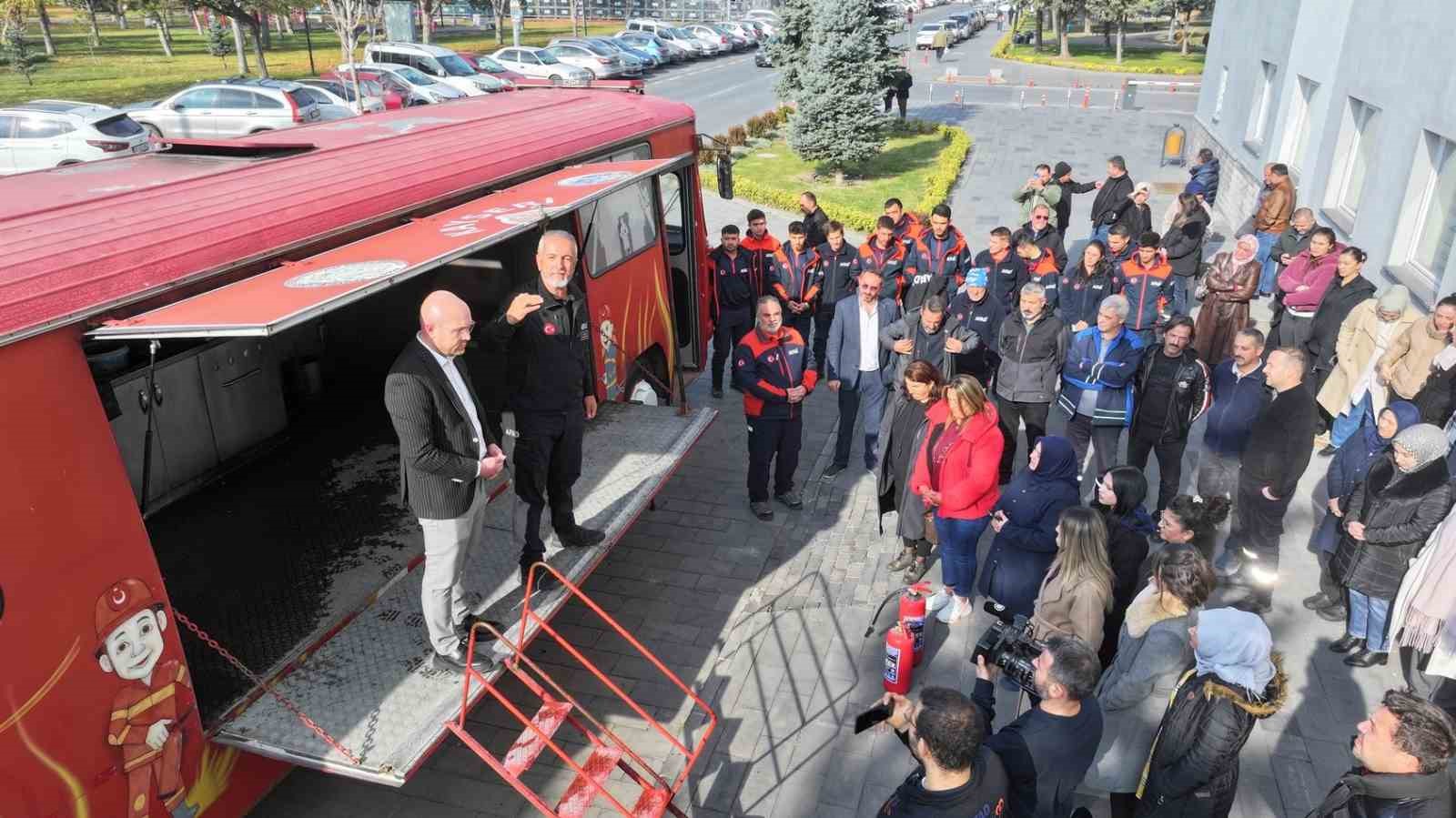 Başkan Çolakbayrakdar: "Kocasinan, farkındalığıyla da örnek oluyor"