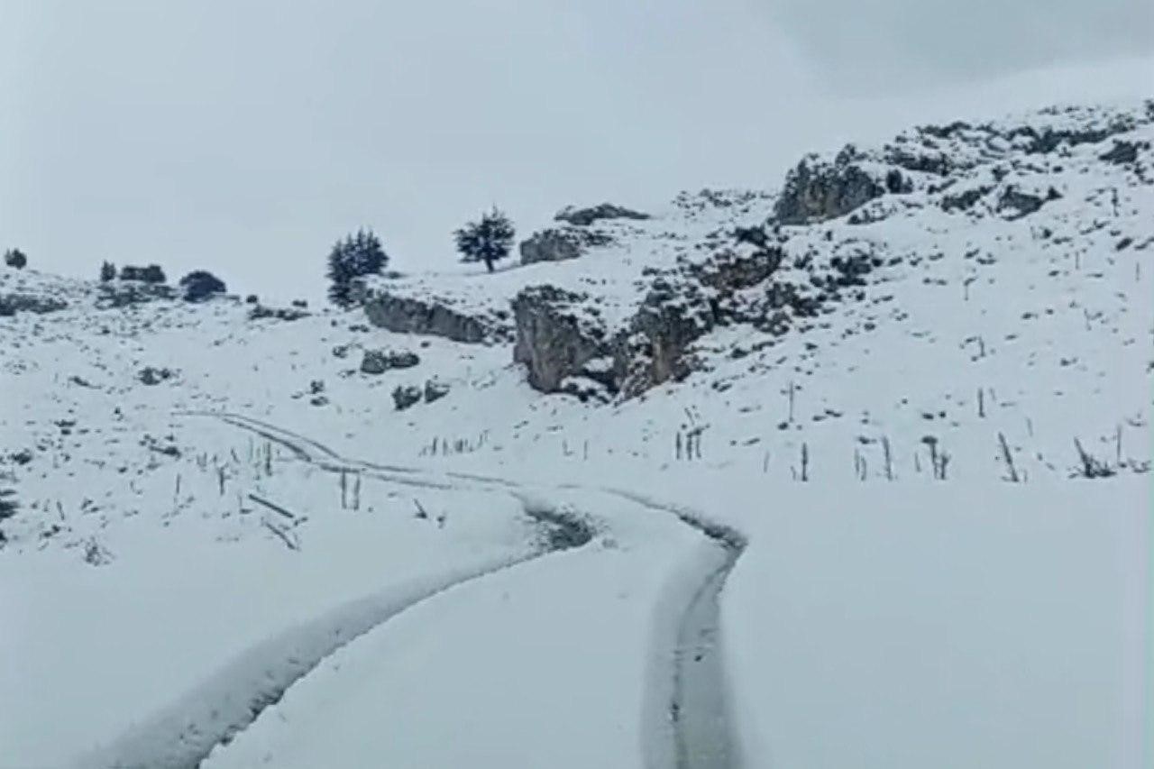Mersin’in yüksek kesimlerinde kar yağışı etkili oldu
