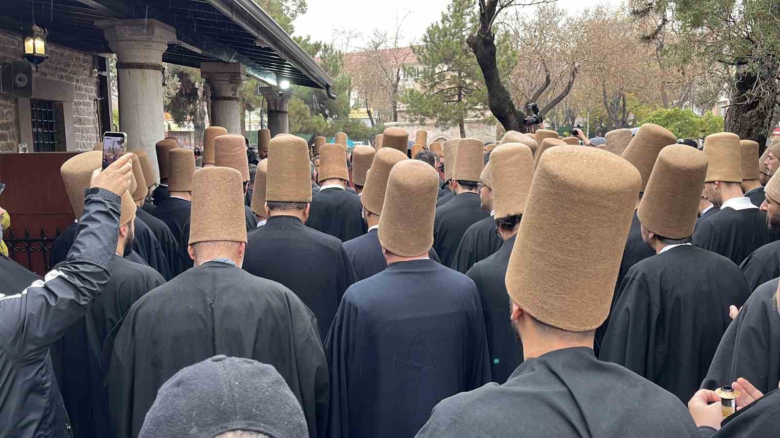 Konya’da Şeb-i Arus programları başladı