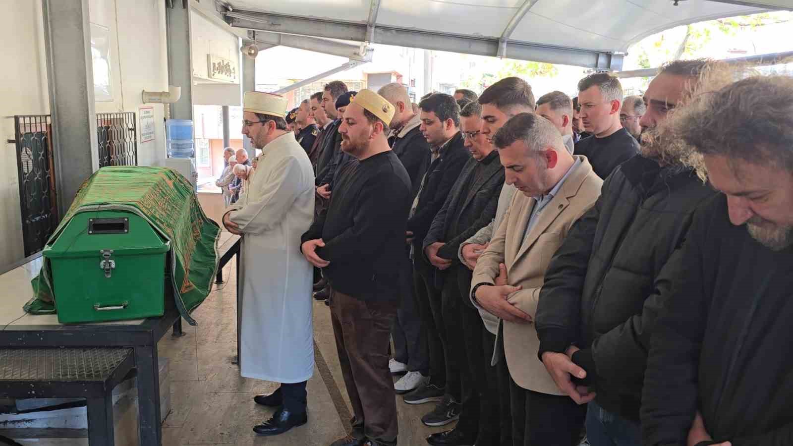 Şofbenden sızan gazdan ölen 18 yaşındaki Şebnem toprağa verildi