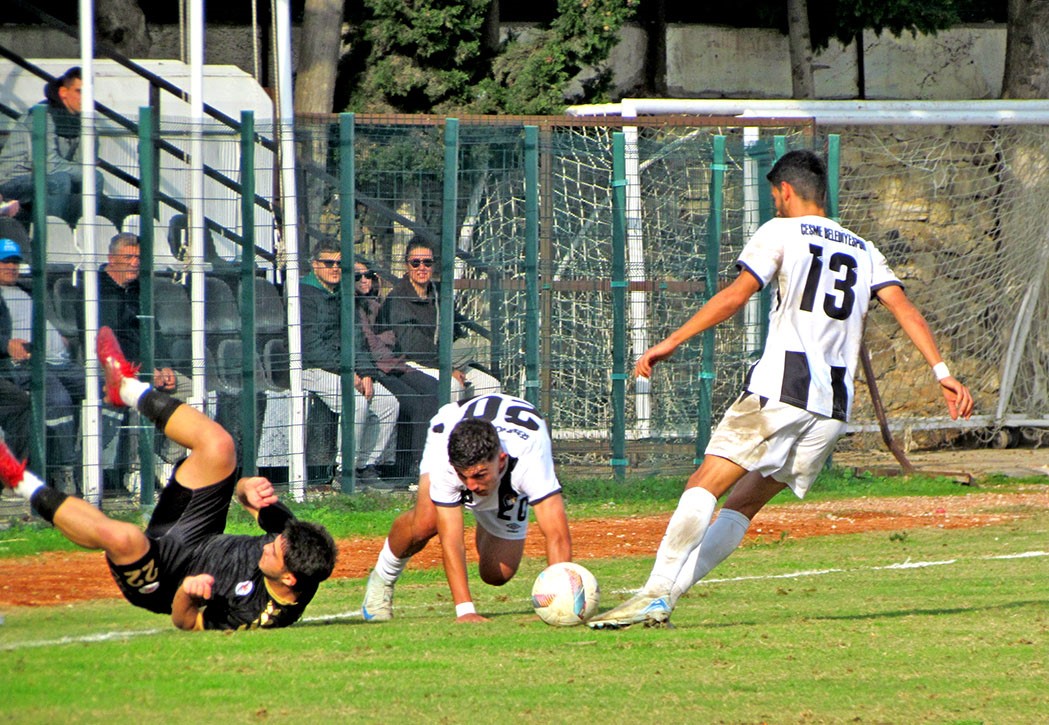 Çeşme Belediyespor ligin ikinci yarısına galibiyetle başladı