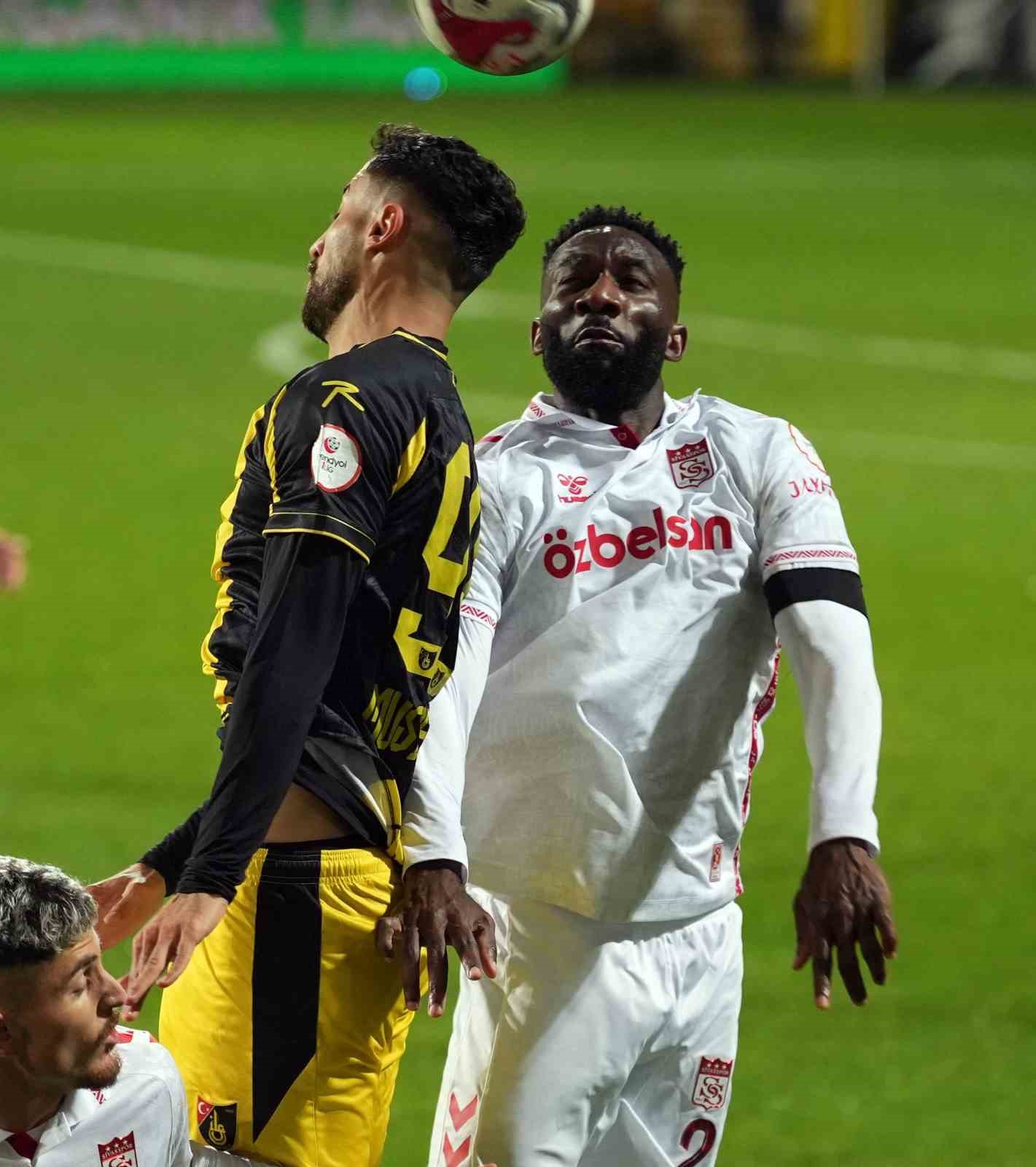 Trendyol 1. Lig: İstanbulspor: 2 - Özbelsan Sivasspor: 1