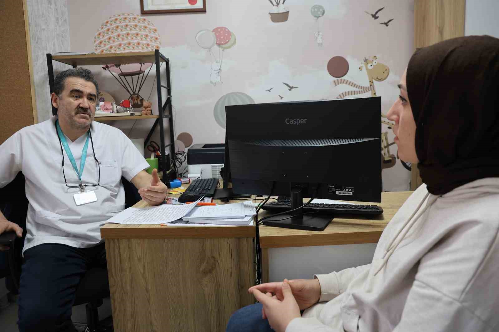 Uzm. Dr. Çoban, "Anne sütü çocuklarda aşı görevi görmektedir"