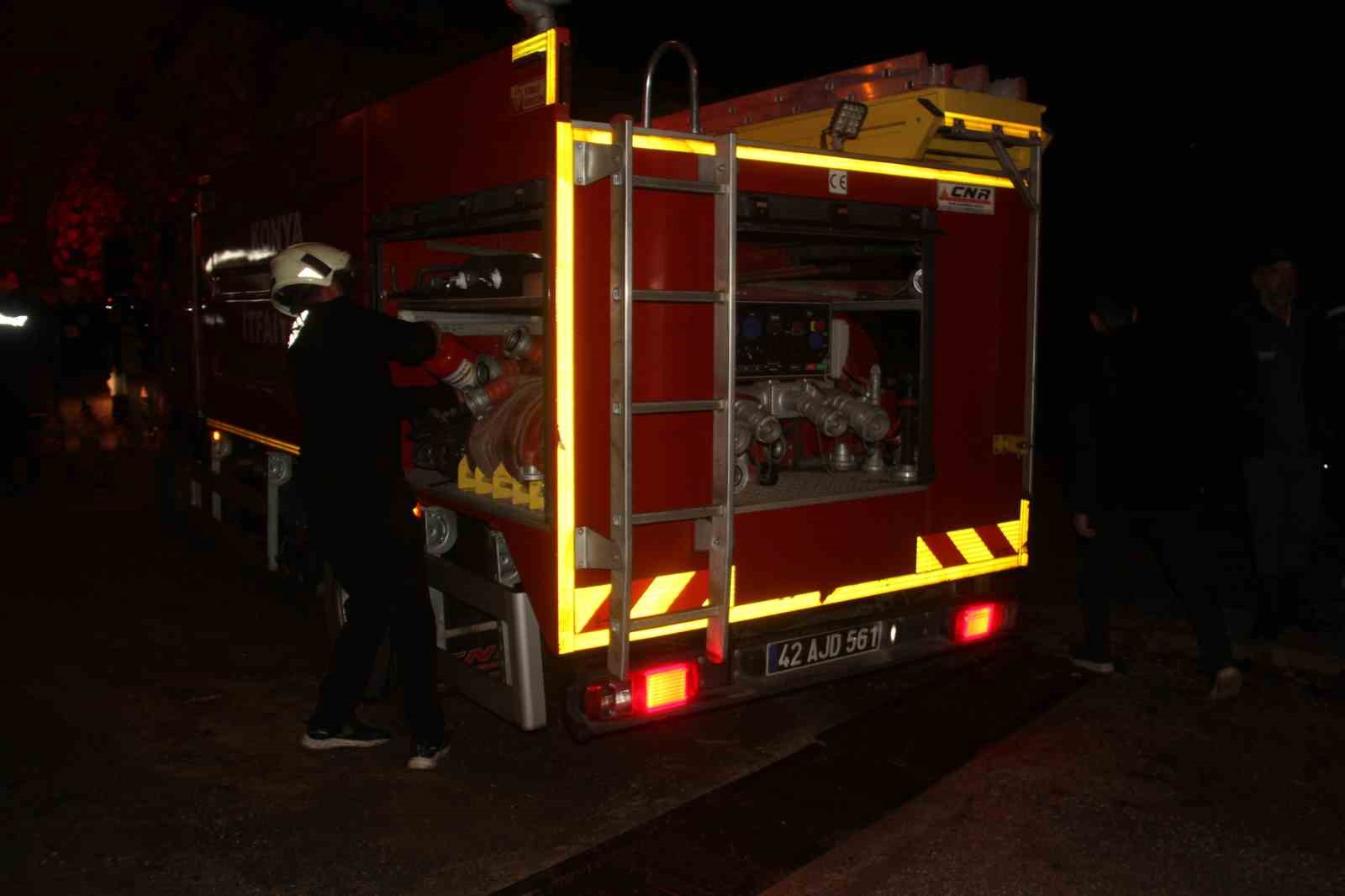 Ailesine kızıp aracını yaktı