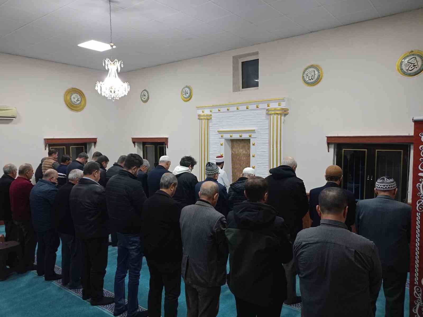 Sabah namazı buluşmaları Kuruköy’de devam etti