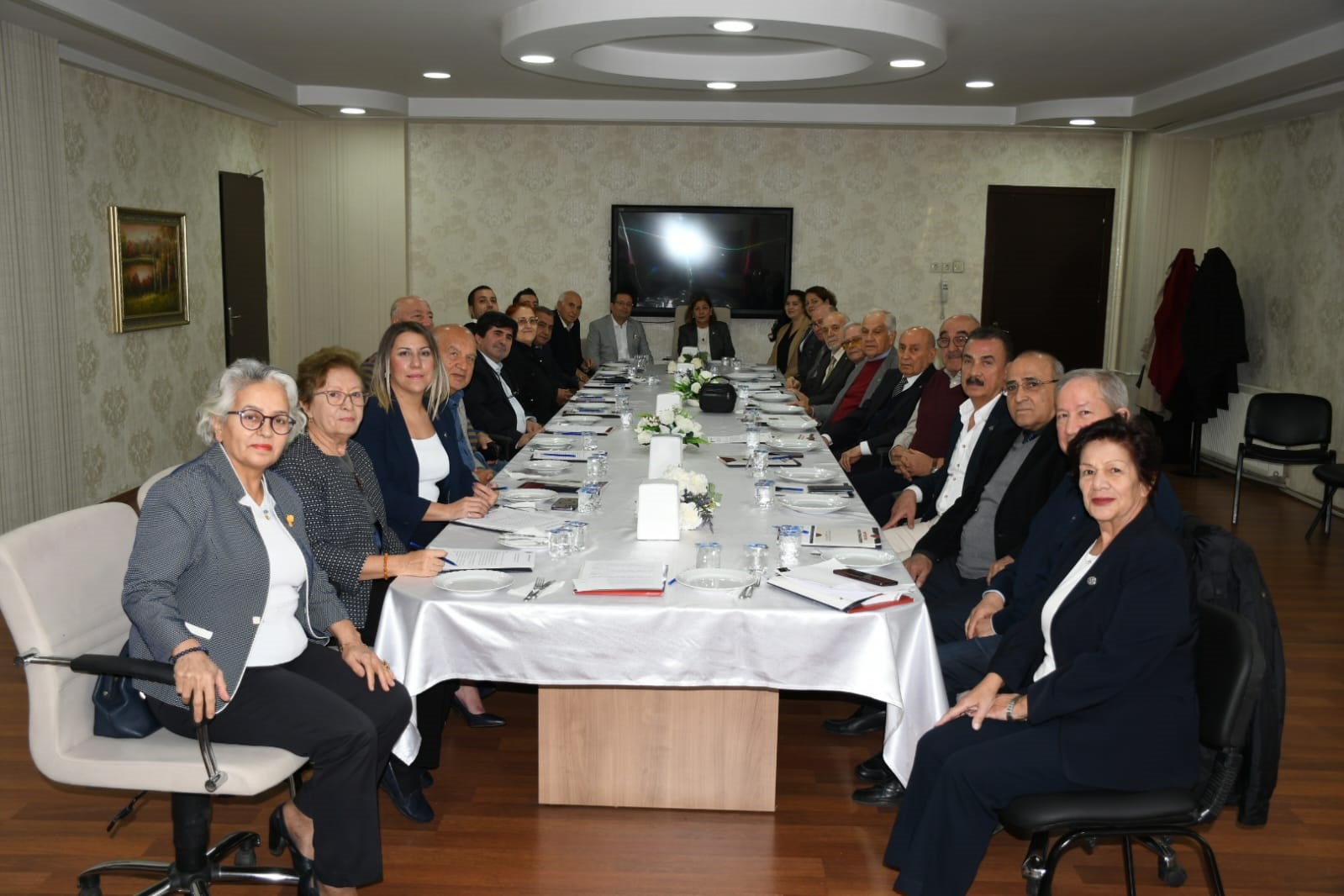 Prof. Dr. Esra İbanoğlu, GKV M&uuml;tevelli ve Y&ouml;netim Kurulu Başkanlığına se&ccedil;ildi
