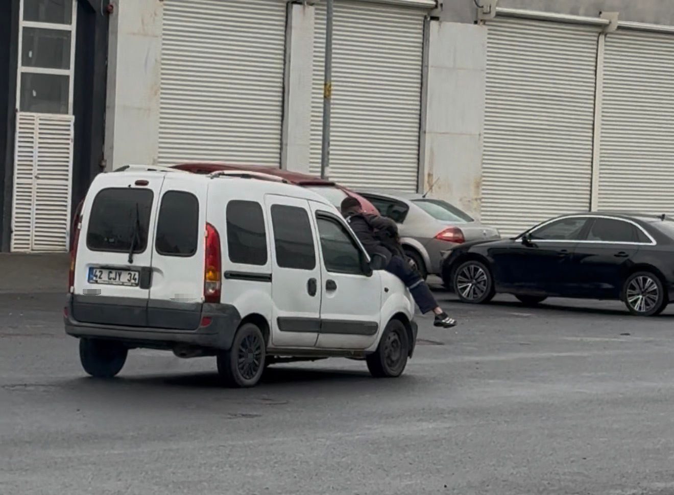 Diyarbakır’da güldüren arıza tespit çalışması