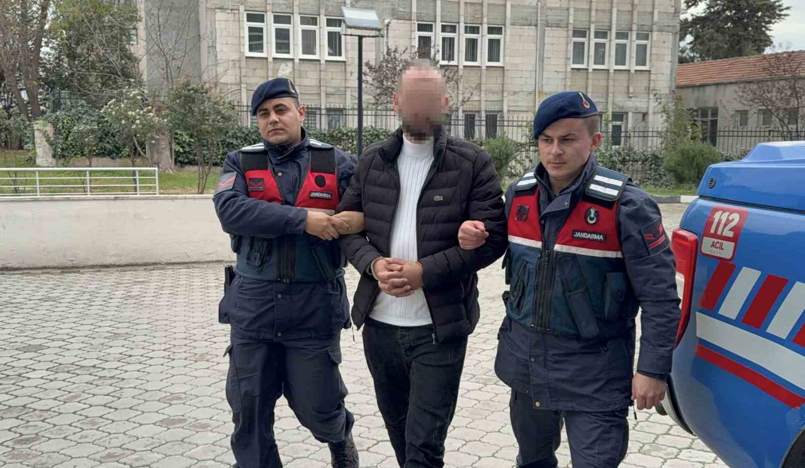 Dolmuş şoförüne silahlı saldırı düzenleyen dolmuş şoförü çıktı