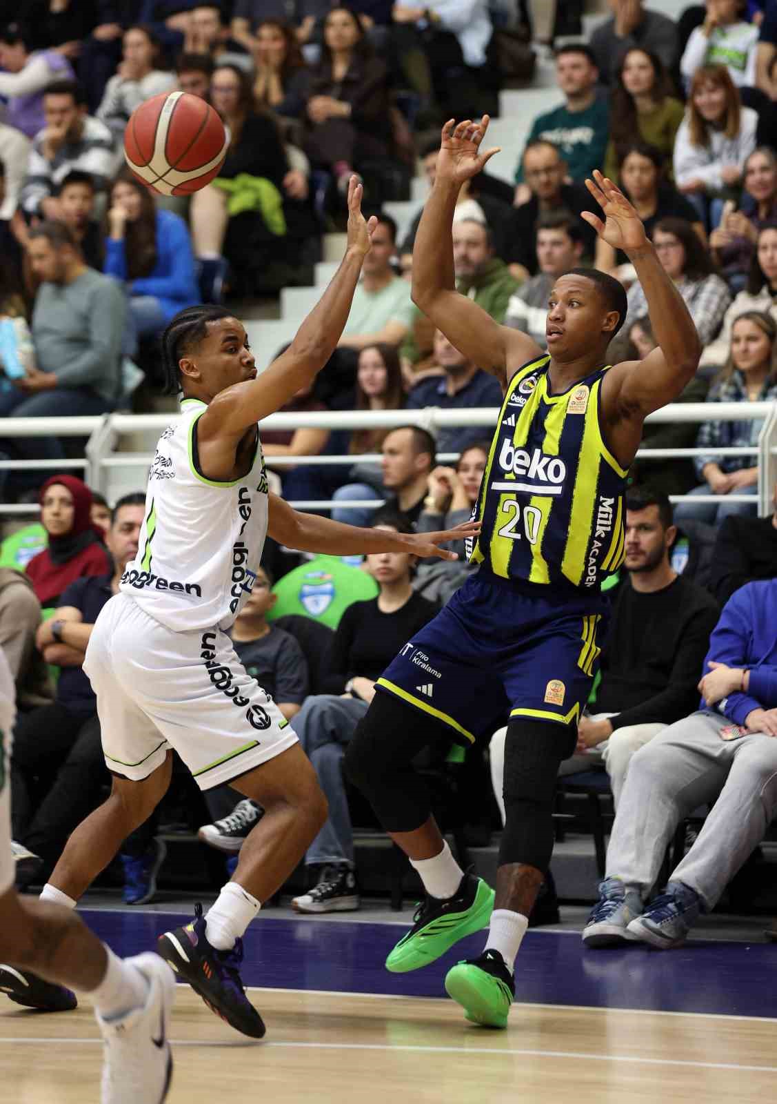 Basketbol Süper Ligi: Merkezefendi Basketbol: 64 - Fenerbahçe Beko: 87
