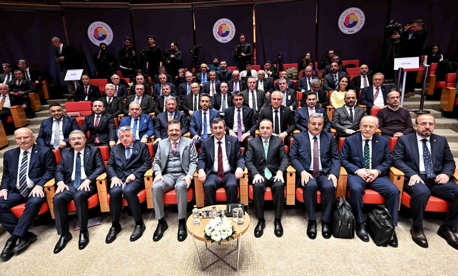 Başkan Kasapoğlu, Denizli’yi temsilen sanayicilerin sorunlarını bir kez daha Ankara’da gündeme taşıdı