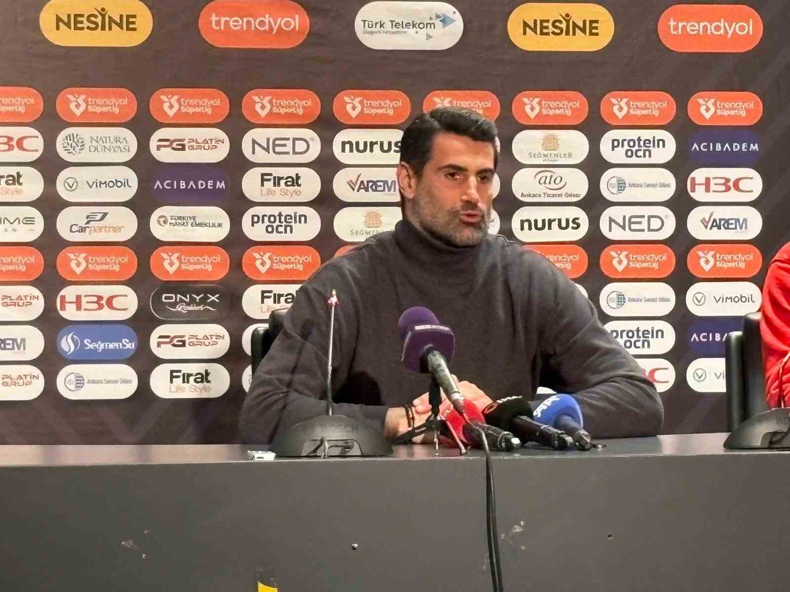 Volkan Demirel: "Ayrılma kararını dün aldım ama takımı yalnız bırakmamak adına açıklamadım"